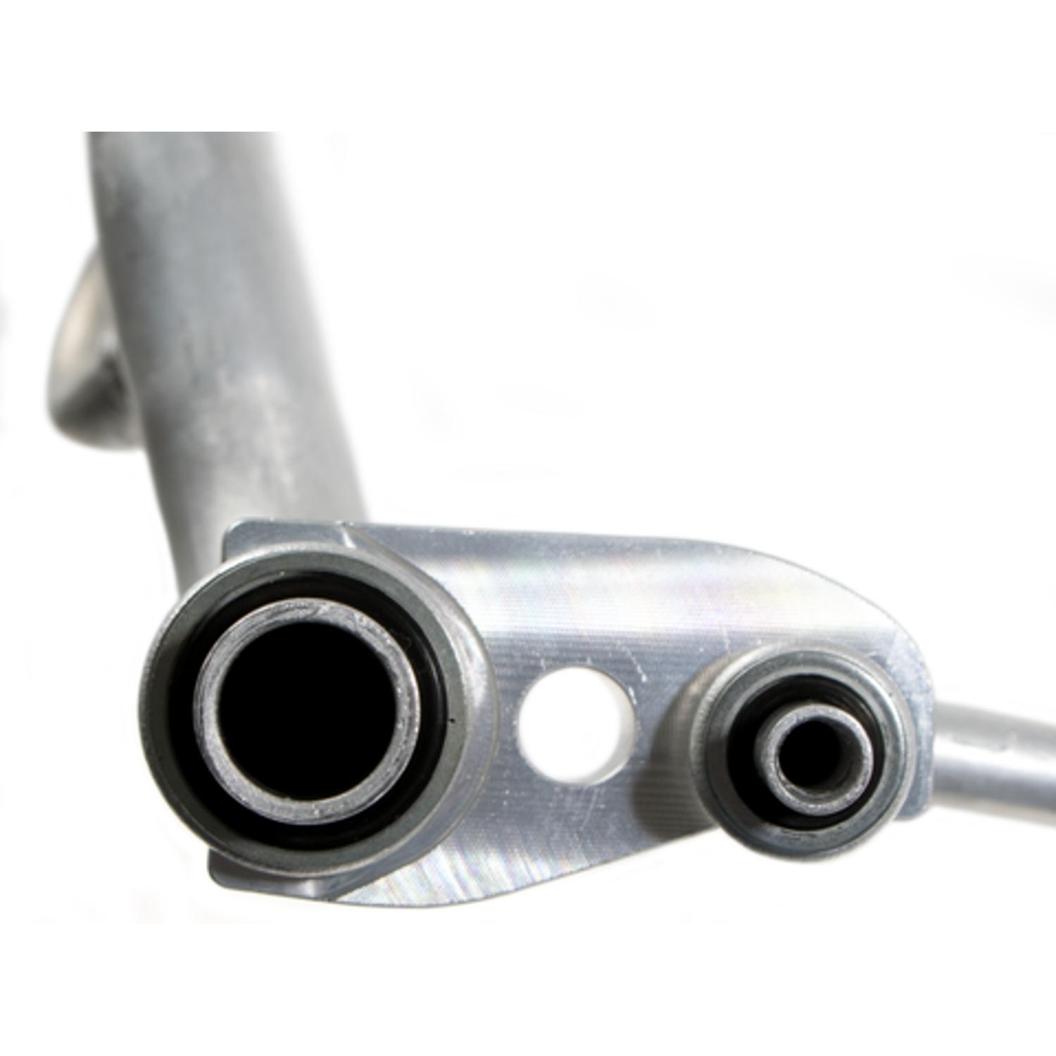 Four Seasons 65119 - A/C Refrigerant Suction Hose Four Seasons 65119 A/C Refrigerant Suction Hose product image 3 of 8