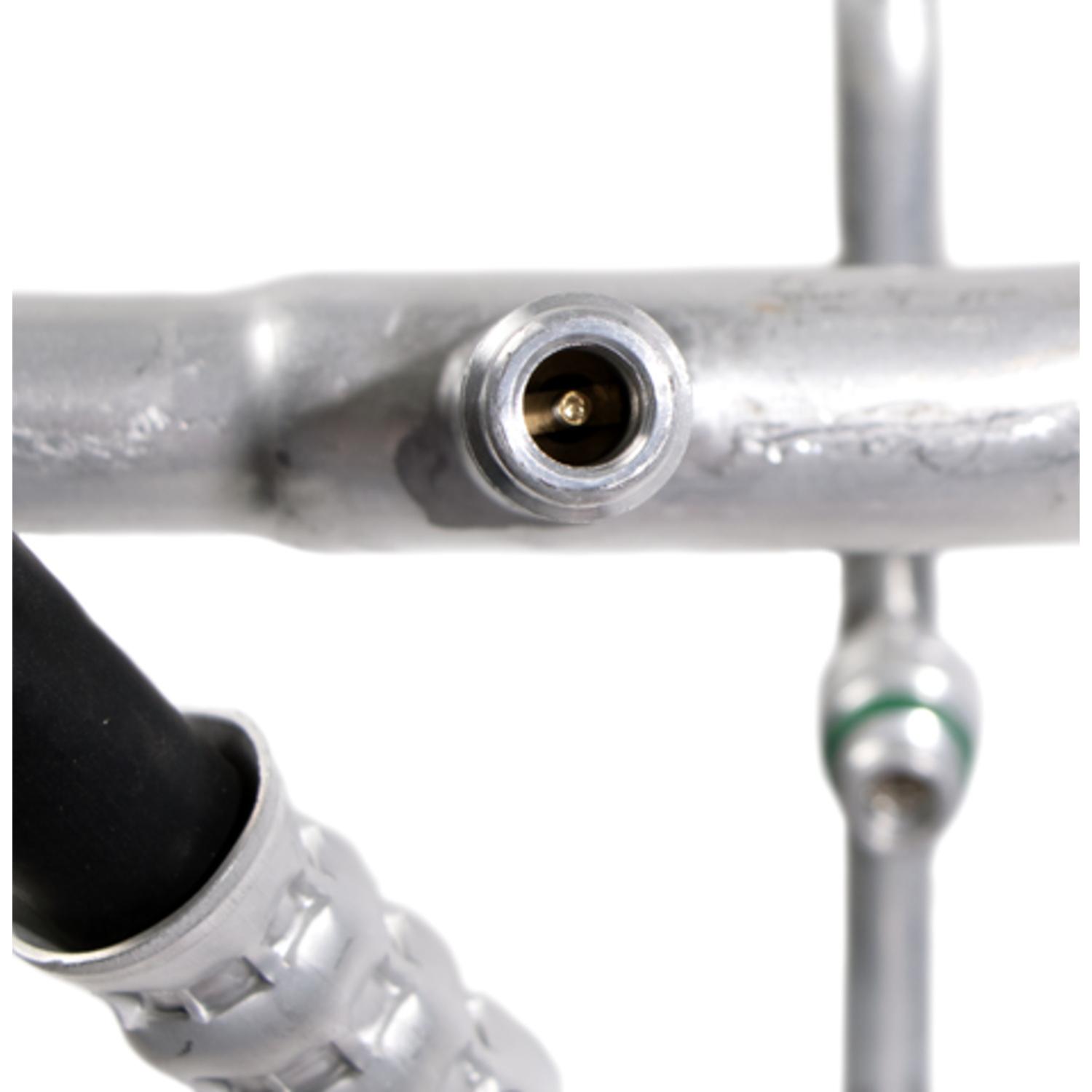 Four Seasons 65239 - A/C Refrigerant Suction Hose Four Seasons 65239 A/C Refrigerant Suction Hose product image 6 of 8