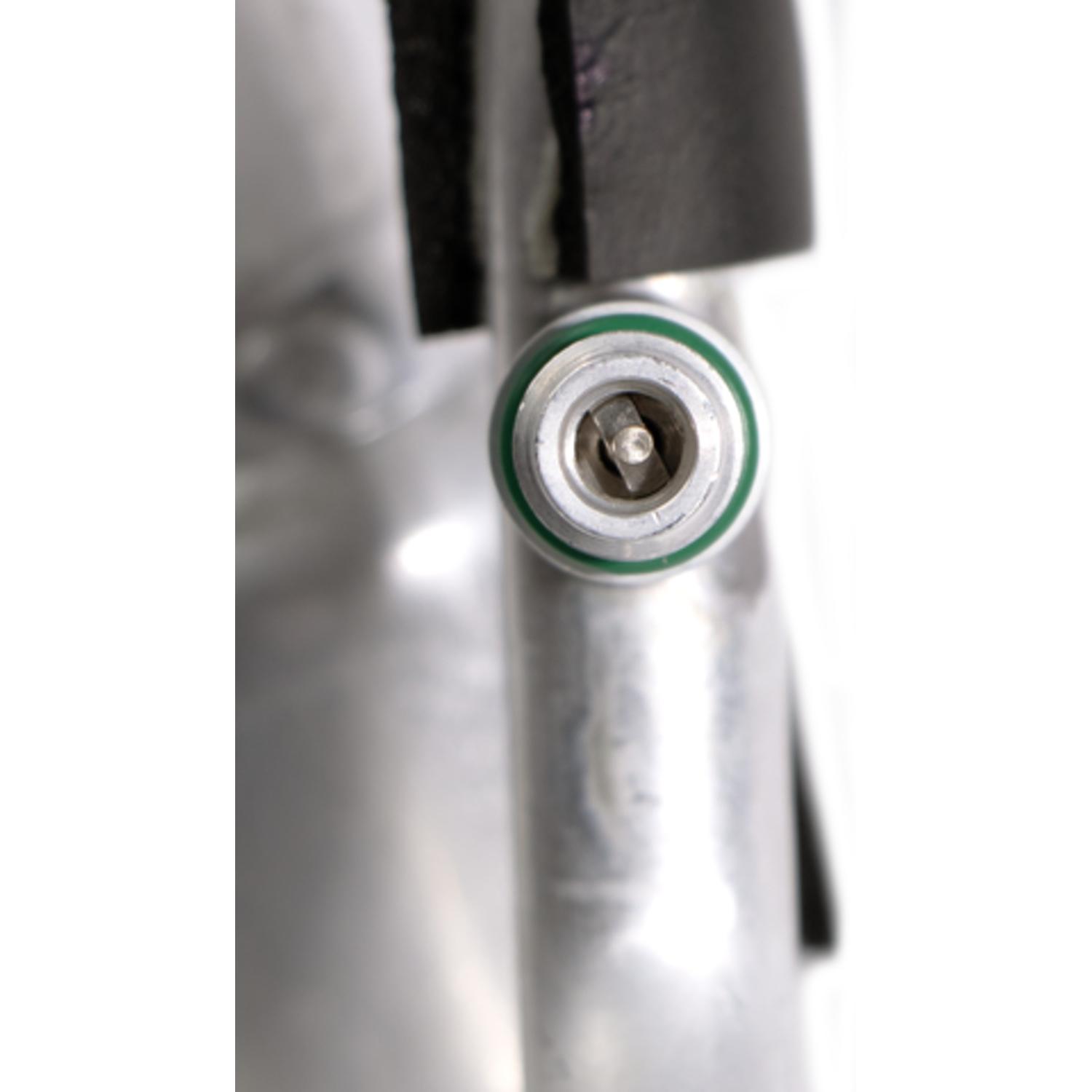 Four Seasons 65322 - A/C Refrigerant Discharge / Suction Hose Assembly Four Seasons 65322 A/C Manifold Hose Assembly product image 4 of 7