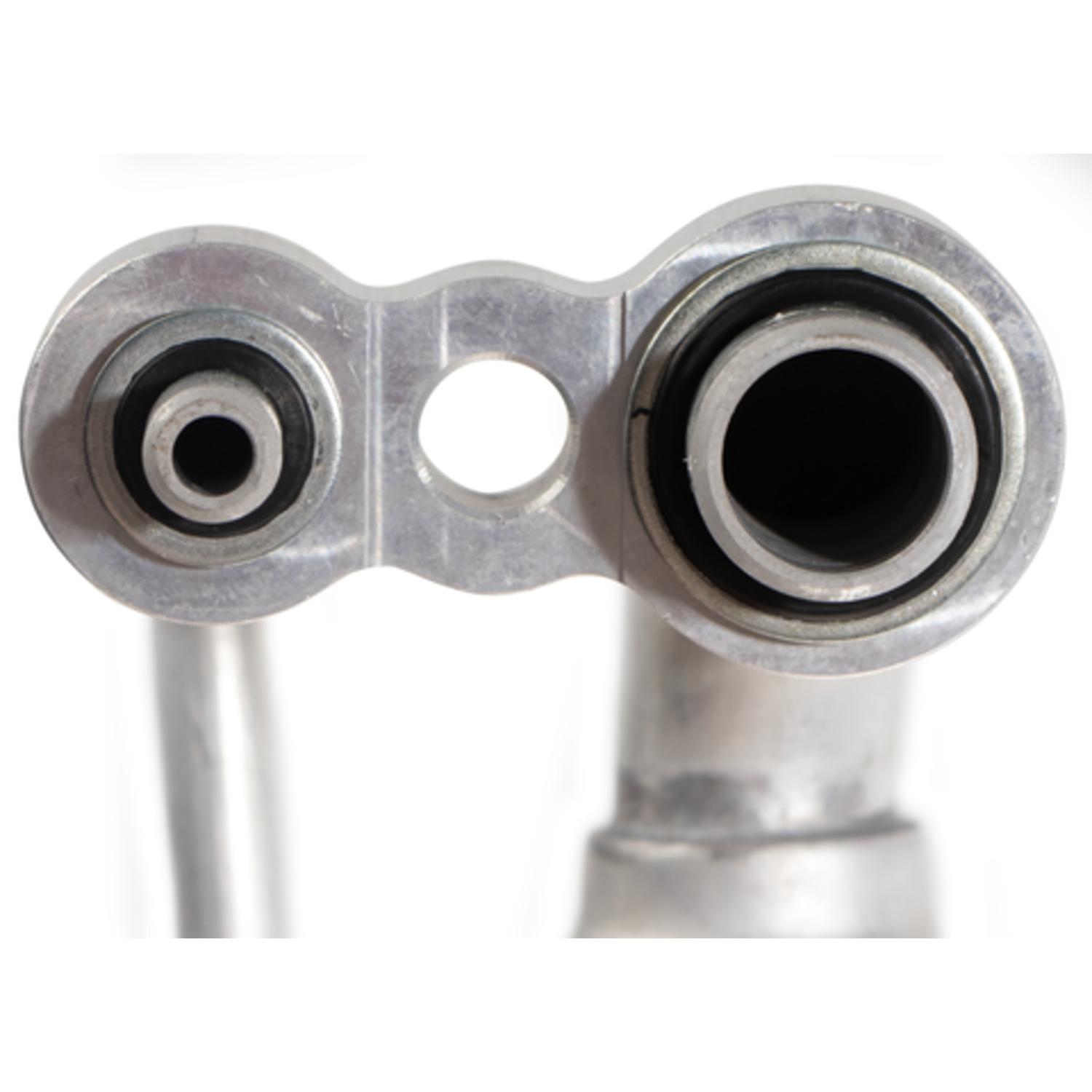Four Seasons 65325 - A/C Refrigerant Suction Hose Four Seasons 65325 A/C Refrigerant Suction Hose product image 3 of 6