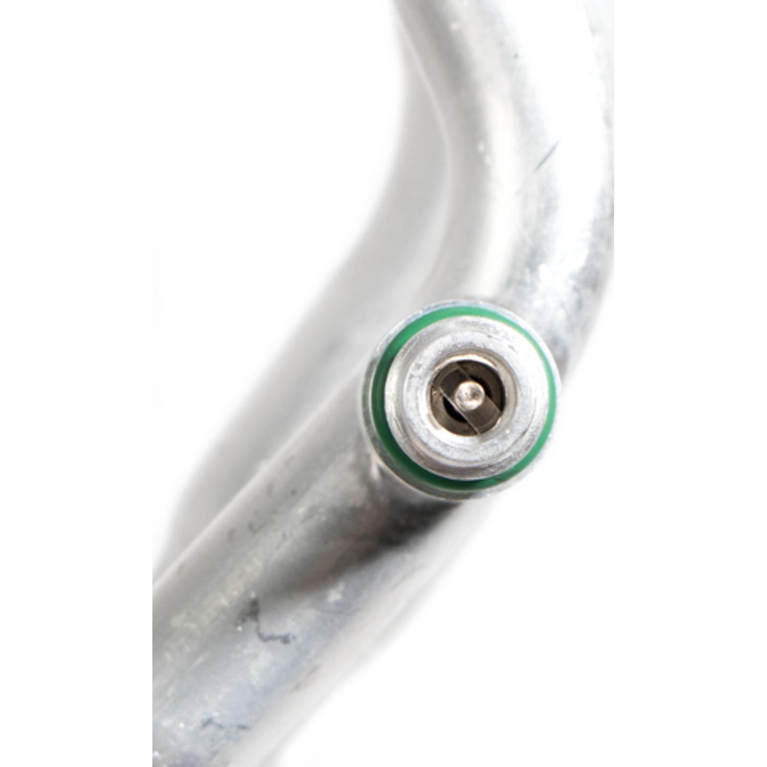 Four Seasons 65350 - A/C Refrigerant Discharge / Suction Hose Assembly Four Seasons 65350 A/C Manifold Hose Assembly product image 4 of 7