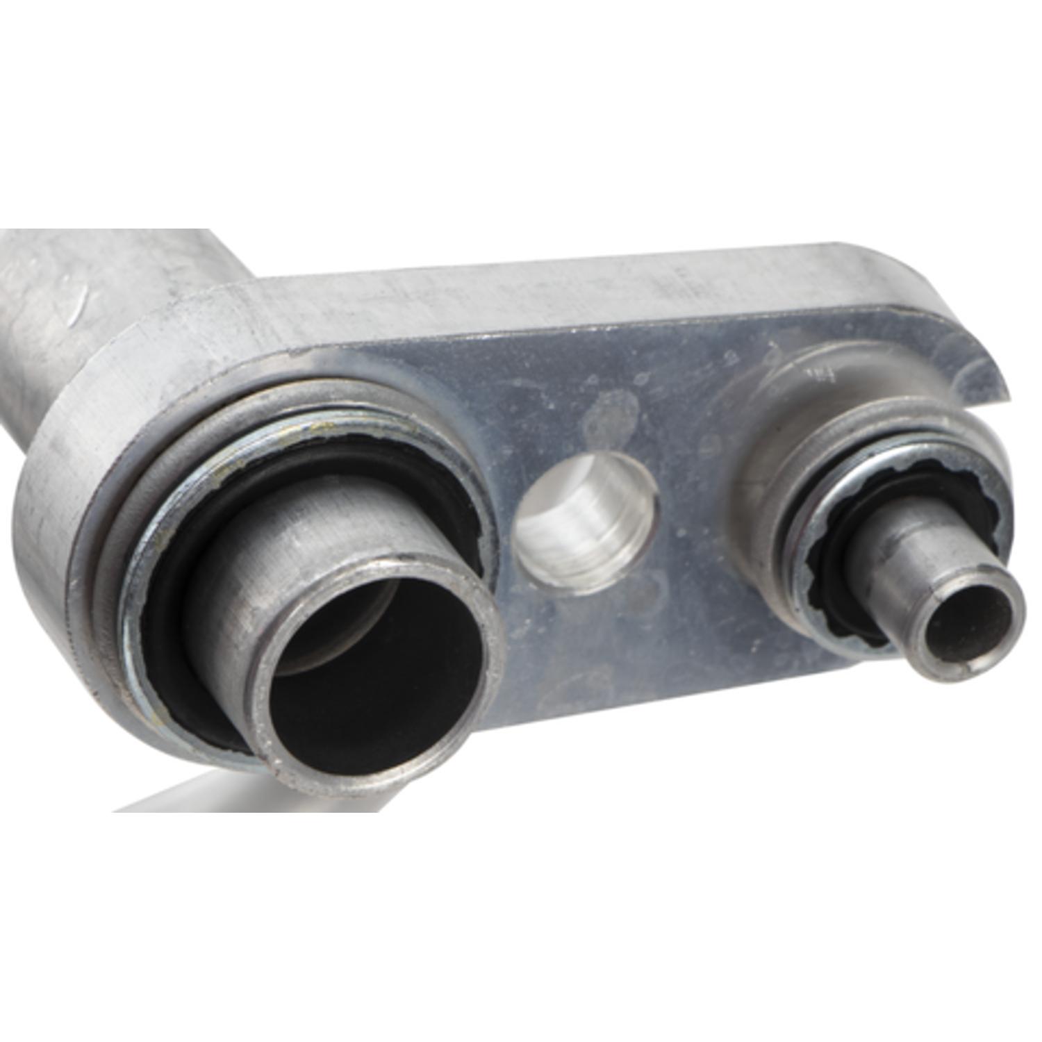Four Seasons 65568 - A/C Refrigerant Suction Hose Four Seasons 65568 A/C Refrigerant Suction Hose product image 5 of 6