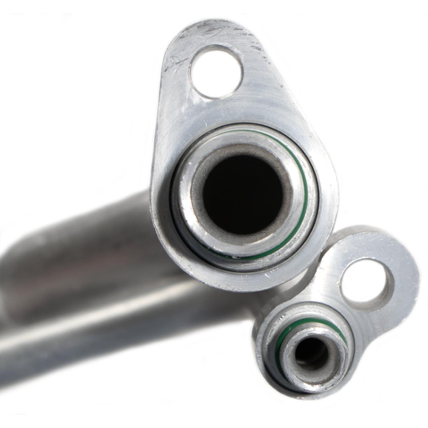 Four Seasons 65728 - A/C Refrigerant Suction Hose Four Seasons 65728 A/C Refrigerant Suction Hose product image 3 of 8
