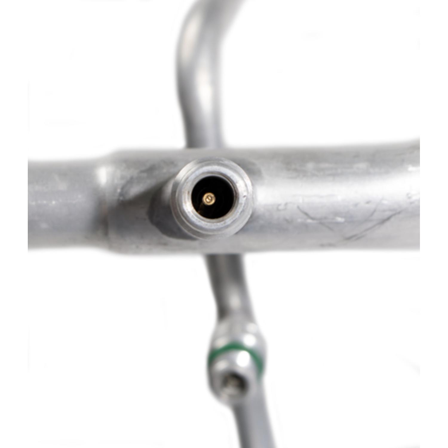 Four Seasons 65728 - A/C Refrigerant Suction Hose Four Seasons 65728 A/C Refrigerant Suction Hose product image 4 of 8