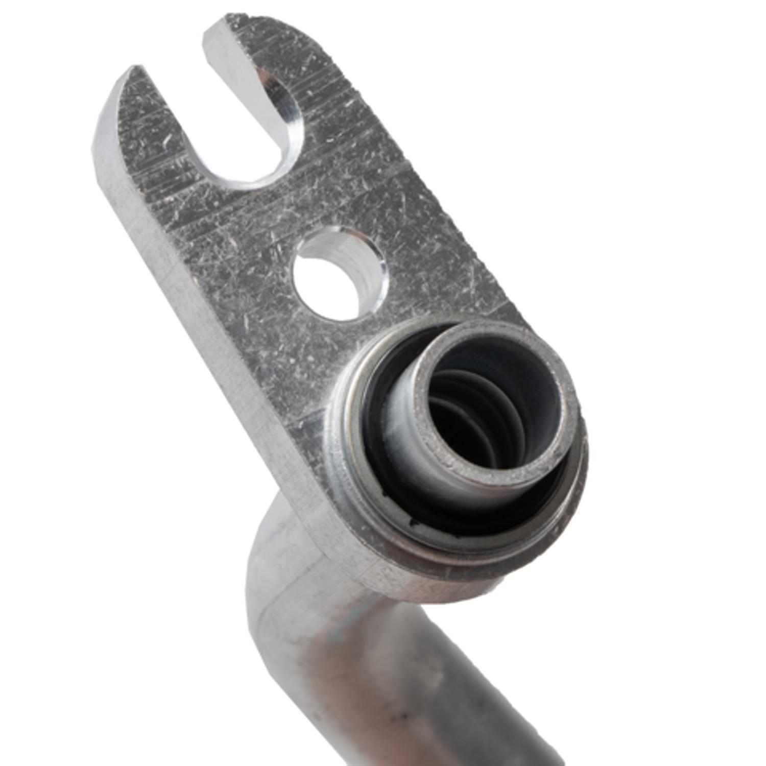 Four Seasons 65733 A/C Refrigerant Suction Hose product image 4 of 5
