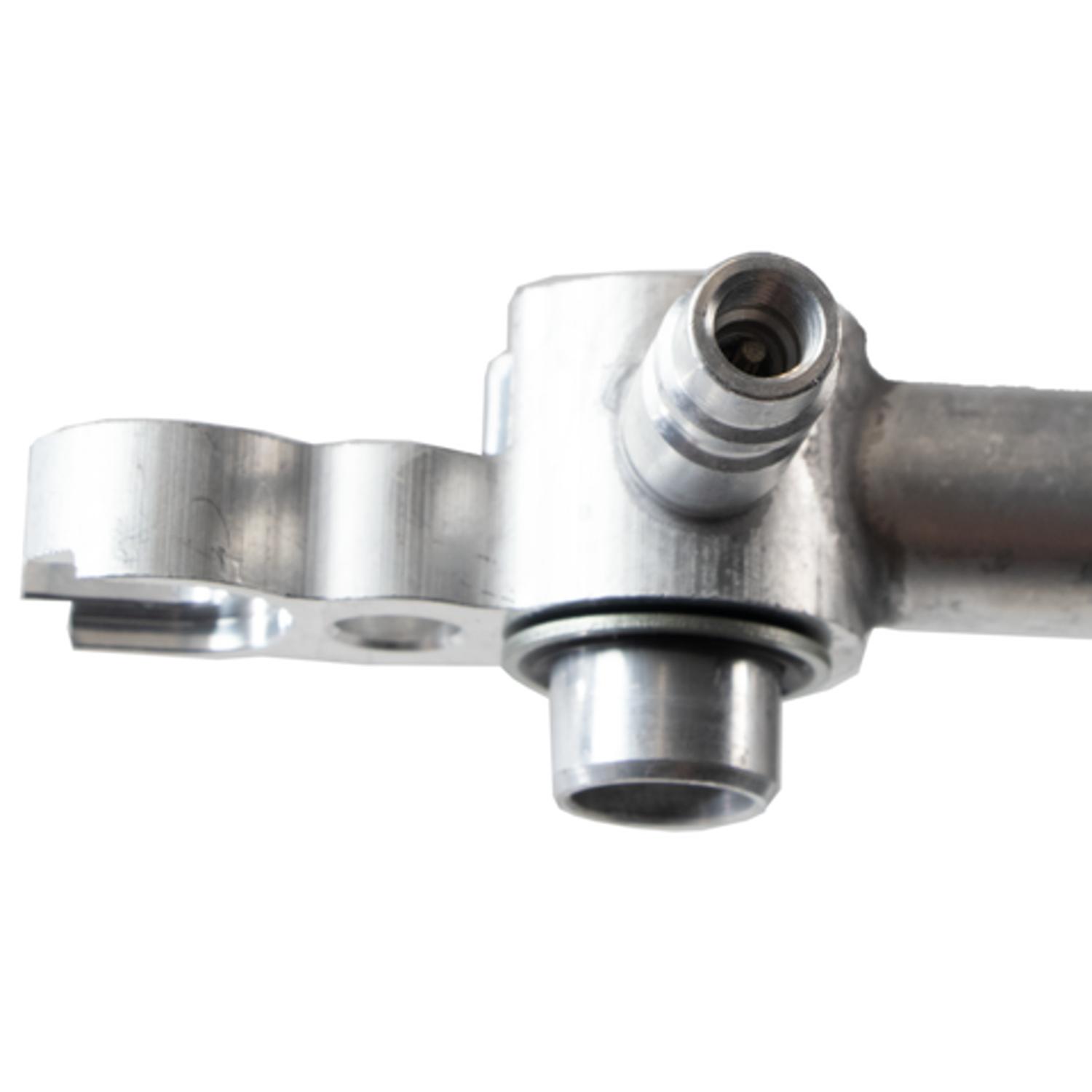 Four Seasons 65797 - A/C Refrigerant Discharge / Suction Hose Assembly Four Seasons 65797 A/C Manifold Hose Assembly product image 4 of 7