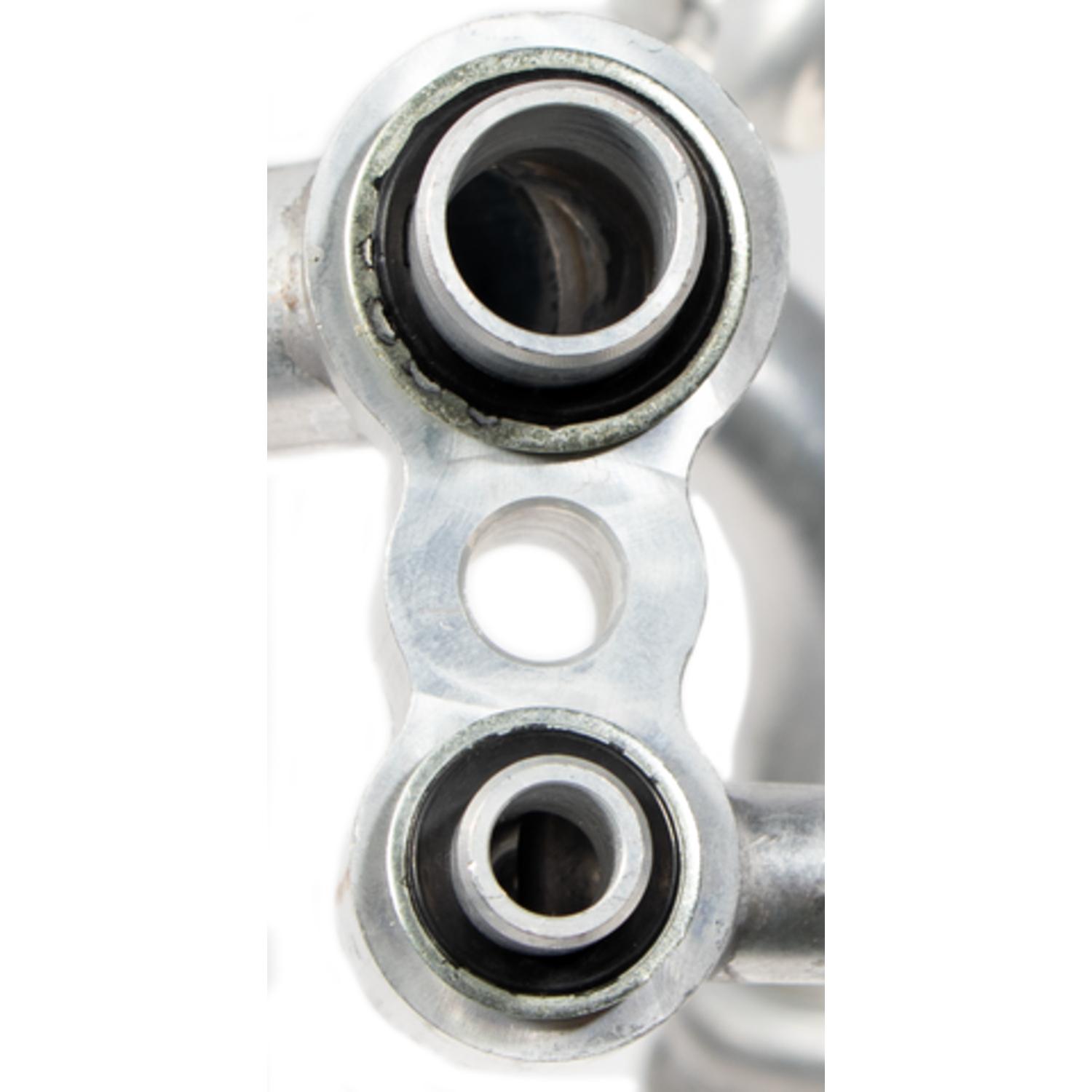 Four Seasons 65919 - A/C Refrigerant Discharge / Suction Hose Assembly Four Seasons 65919 A/C Manifold Hose Assembly product image 5 of 7