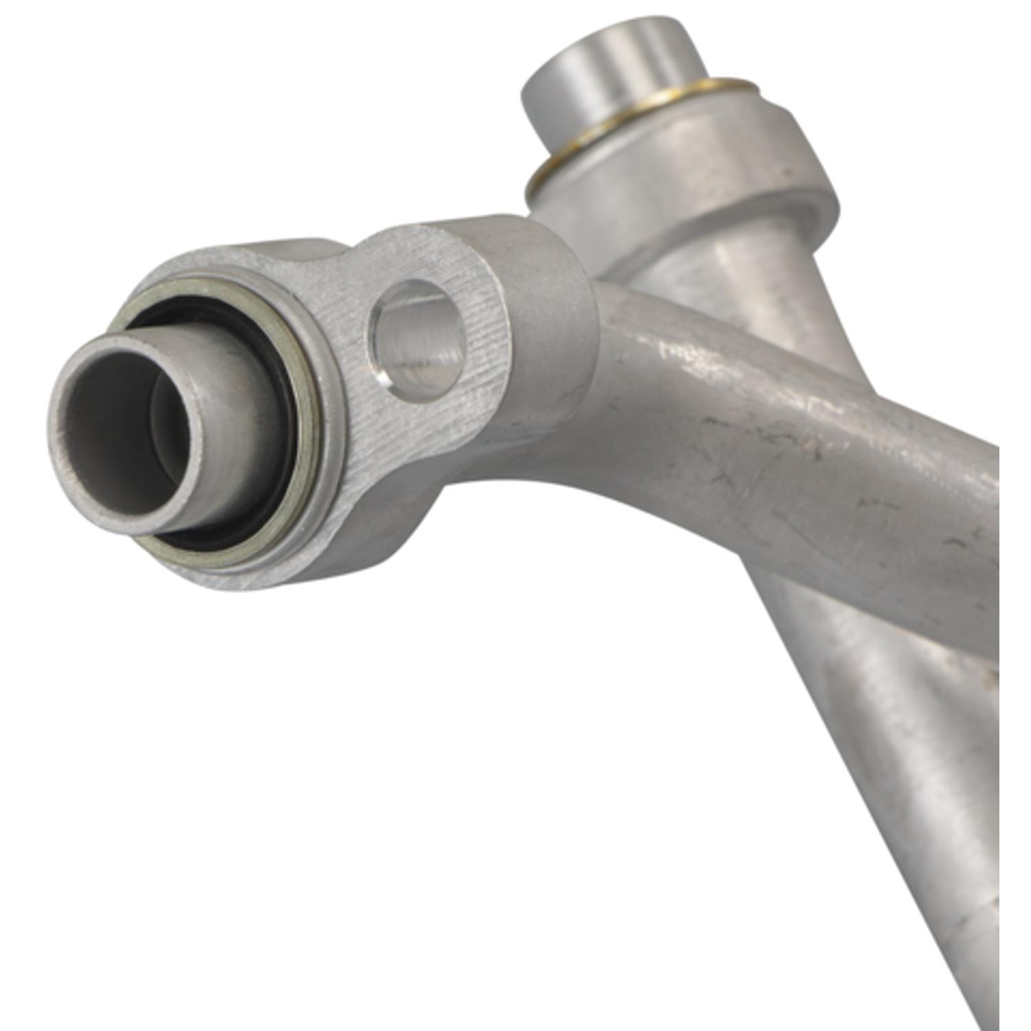 Four Seasons 66013 - A/C Refrigerant Suction Hose Four Seasons 66013 A/C Refrigerant Suction Hose product image 5 of 6