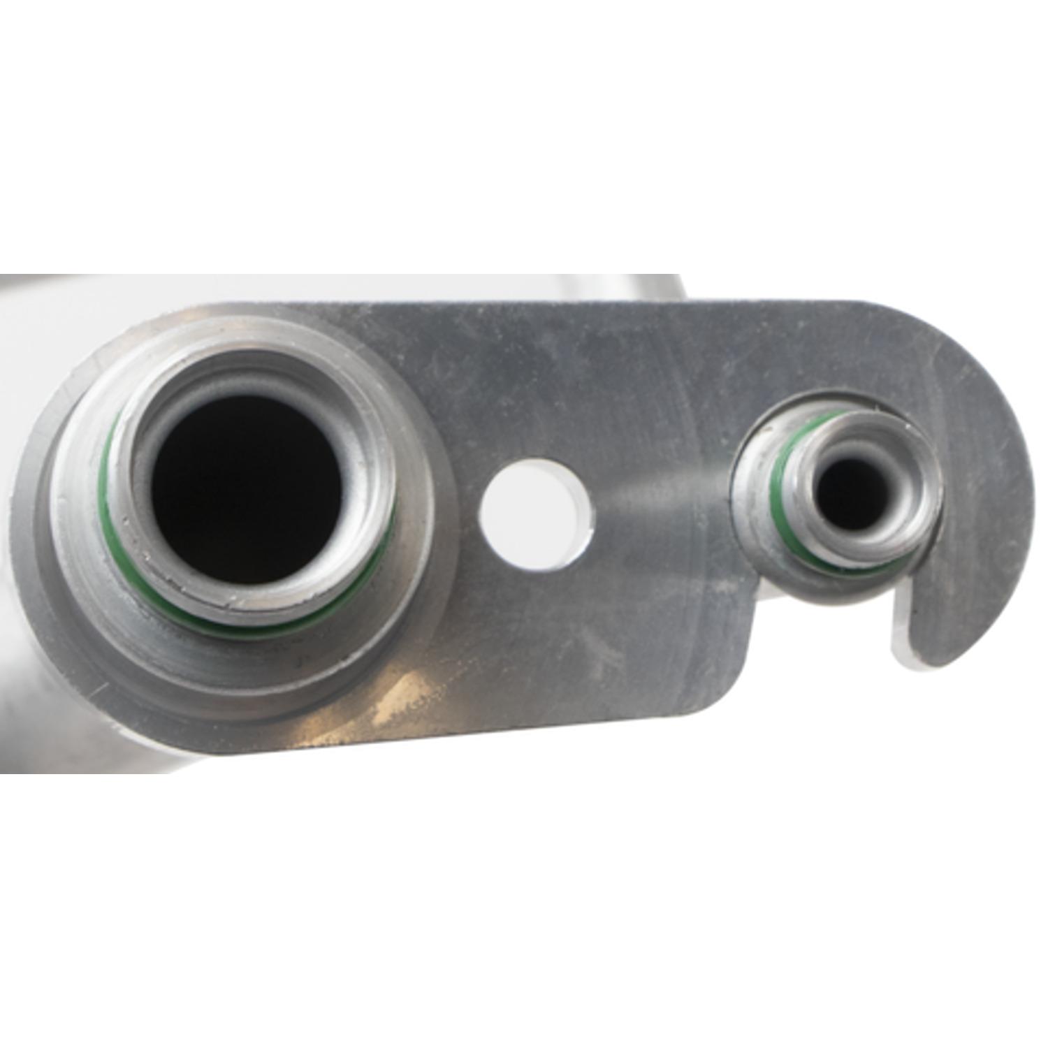 Four Seasons 66142 - A/C Refrigerant Suction Hose Four Seasons 66142 A/C Refrigerant Suction Hose product image 4 of 4