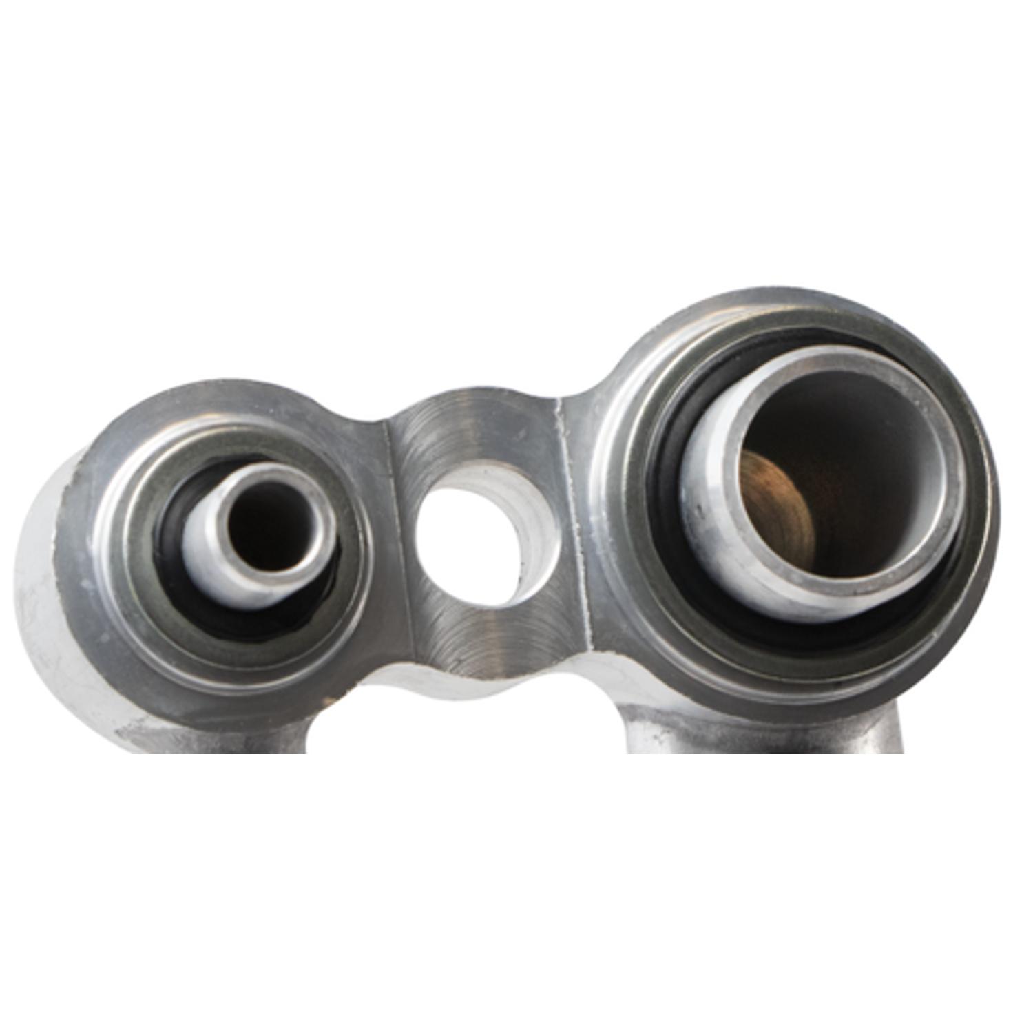 Four Seasons 66298 - A/C Refrigerant Suction Hose Four Seasons 66298 A/C Refrigerant Suction Hose product image 3 of 5