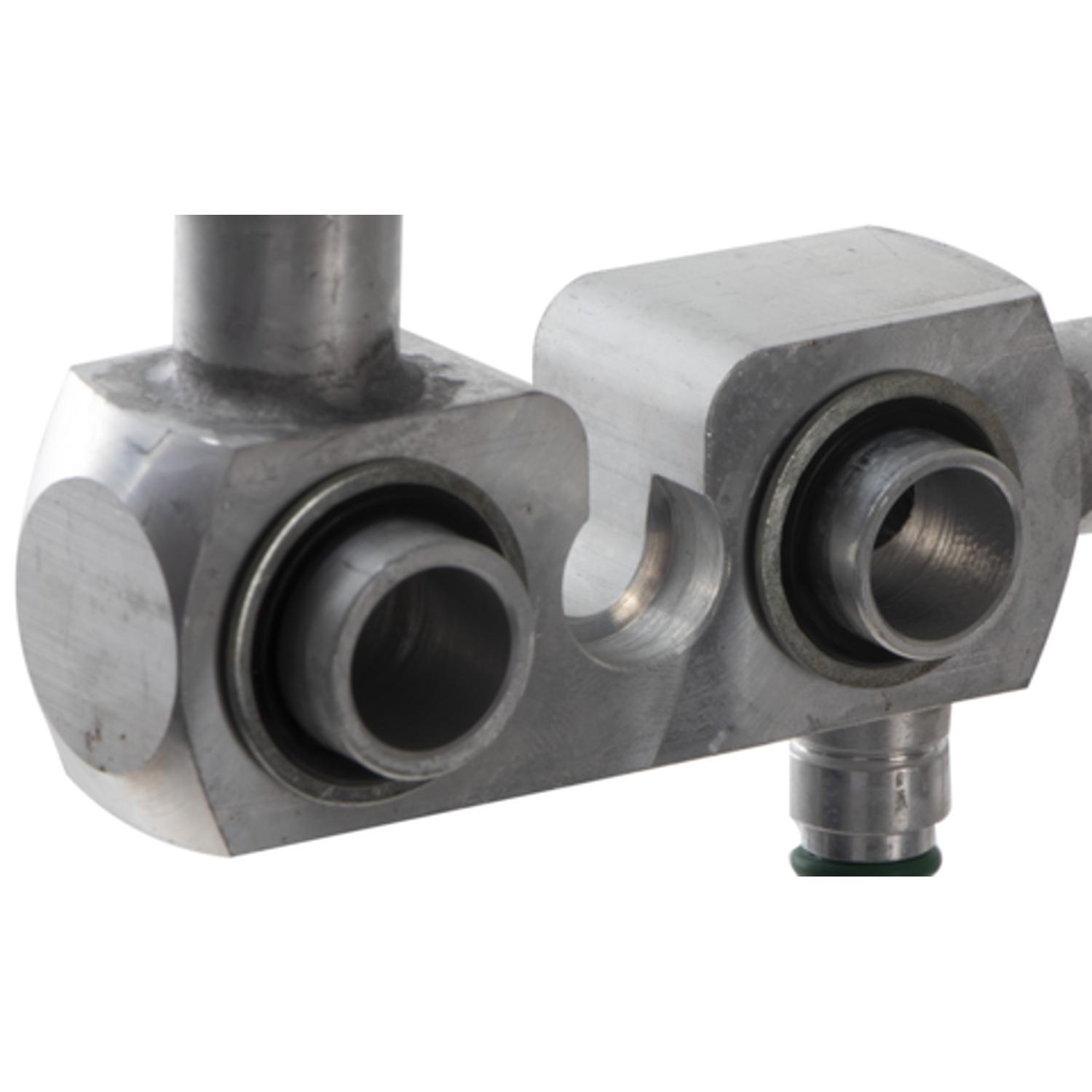Four Seasons 66627 - A/C Refrigerant Discharge / Suction Hose Assembly Four Seasons 66627 A/C Manifold Hose Assembly product image 4 of 5