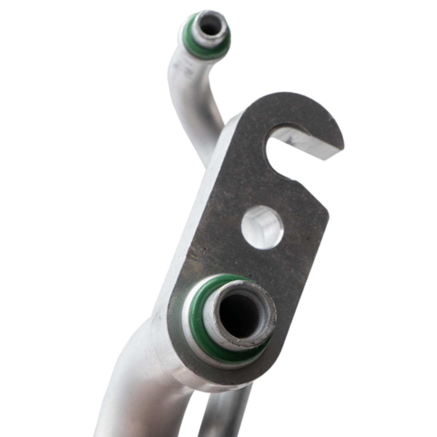 Four Seasons 66667 A/C Refrigerant Suction Hose product image 4 of 9