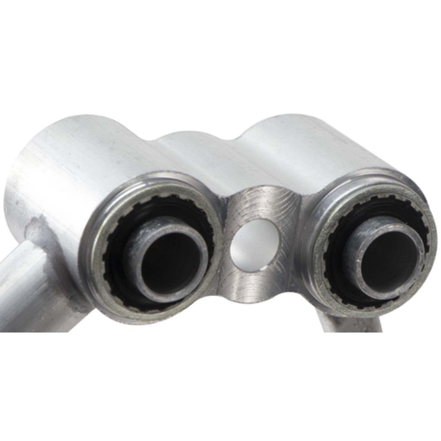 Four Seasons 66748 - A/C Refrigerant Discharge / Suction Hose Assembly Four Seasons 66748 A/C Manifold Hose Assembly product image 5 of 5