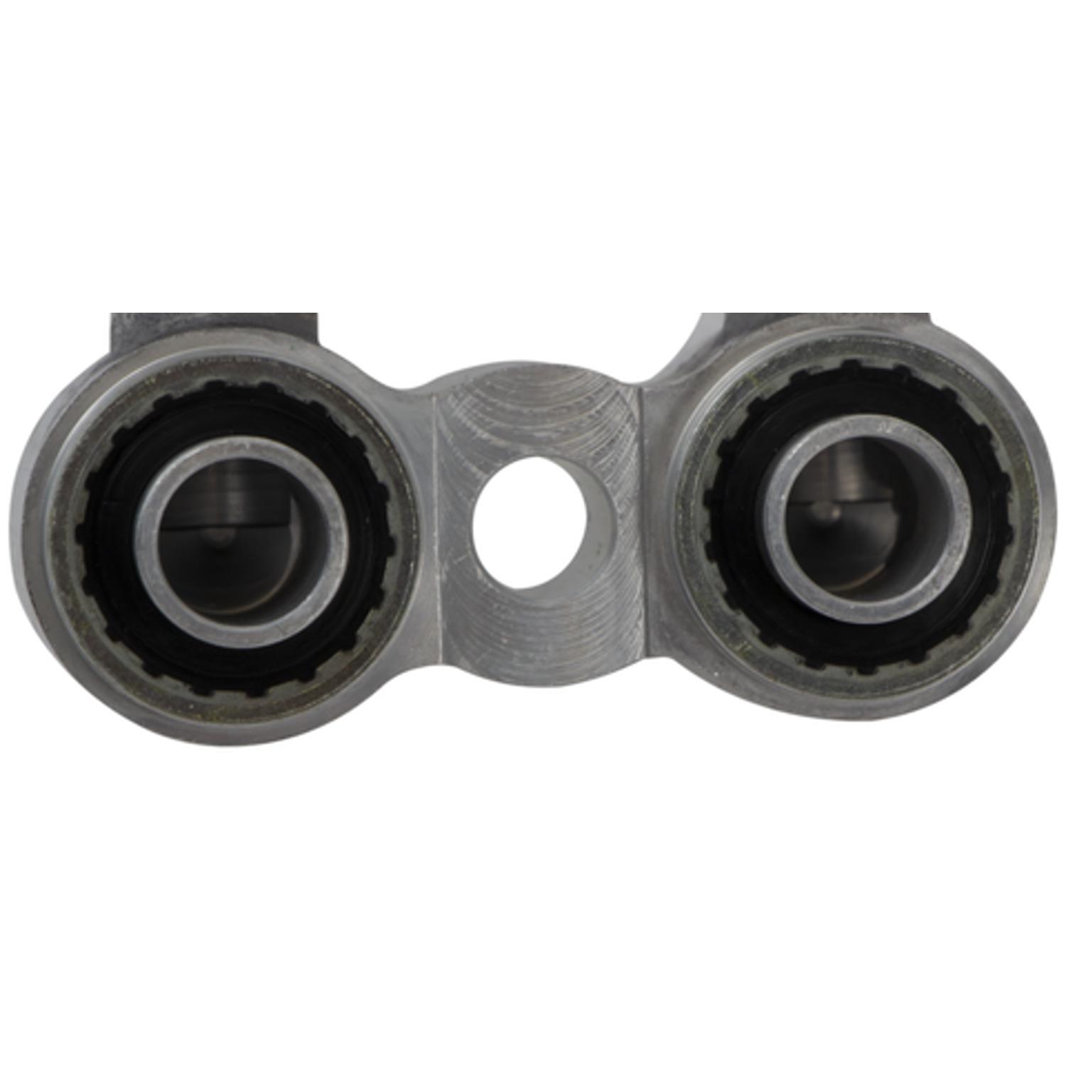 Four Seasons 66757 - A/C Refrigerant Discharge / Suction Hose Assembly Four Seasons 66757 A/C Manifold Hose Assembly product image 3 of 5