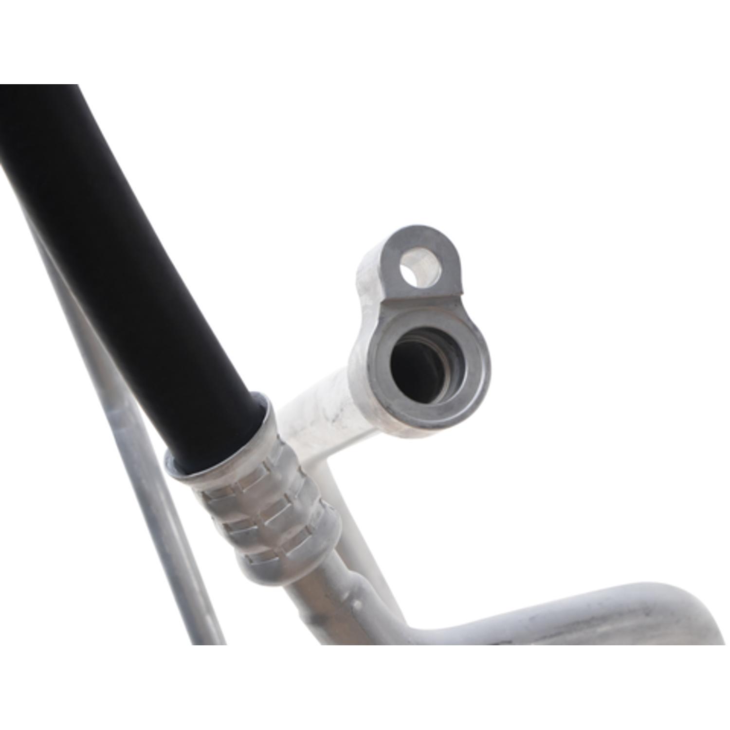 Four Seasons 66820 - A/C Refrigerant Suction Hose Four Seasons 66820 A/C Refrigerant Suction Hose product image 3 of 7