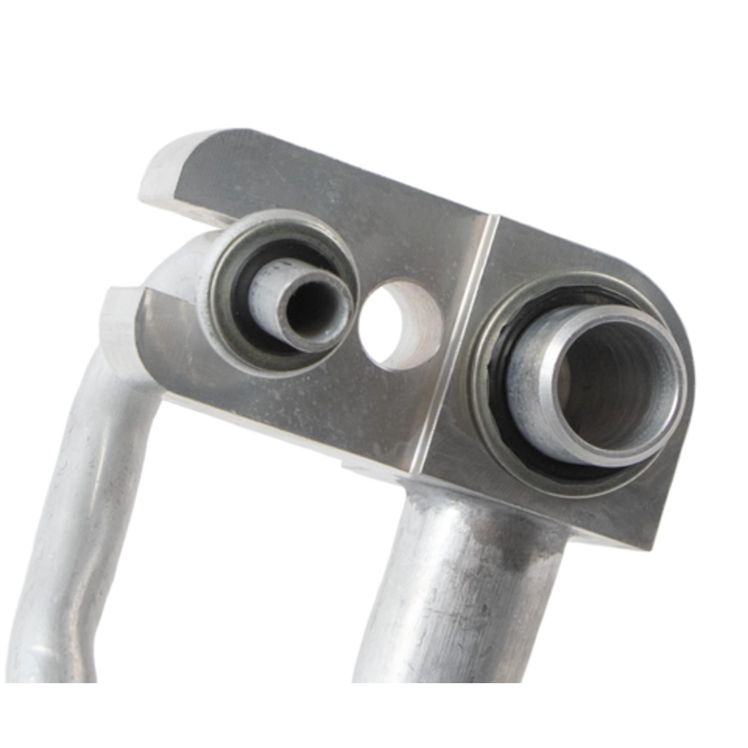 Four Seasons 66883 - A/C Refrigerant Suction Hose Four Seasons 66883 A/C Refrigerant Suction Hose product image 3 of 7