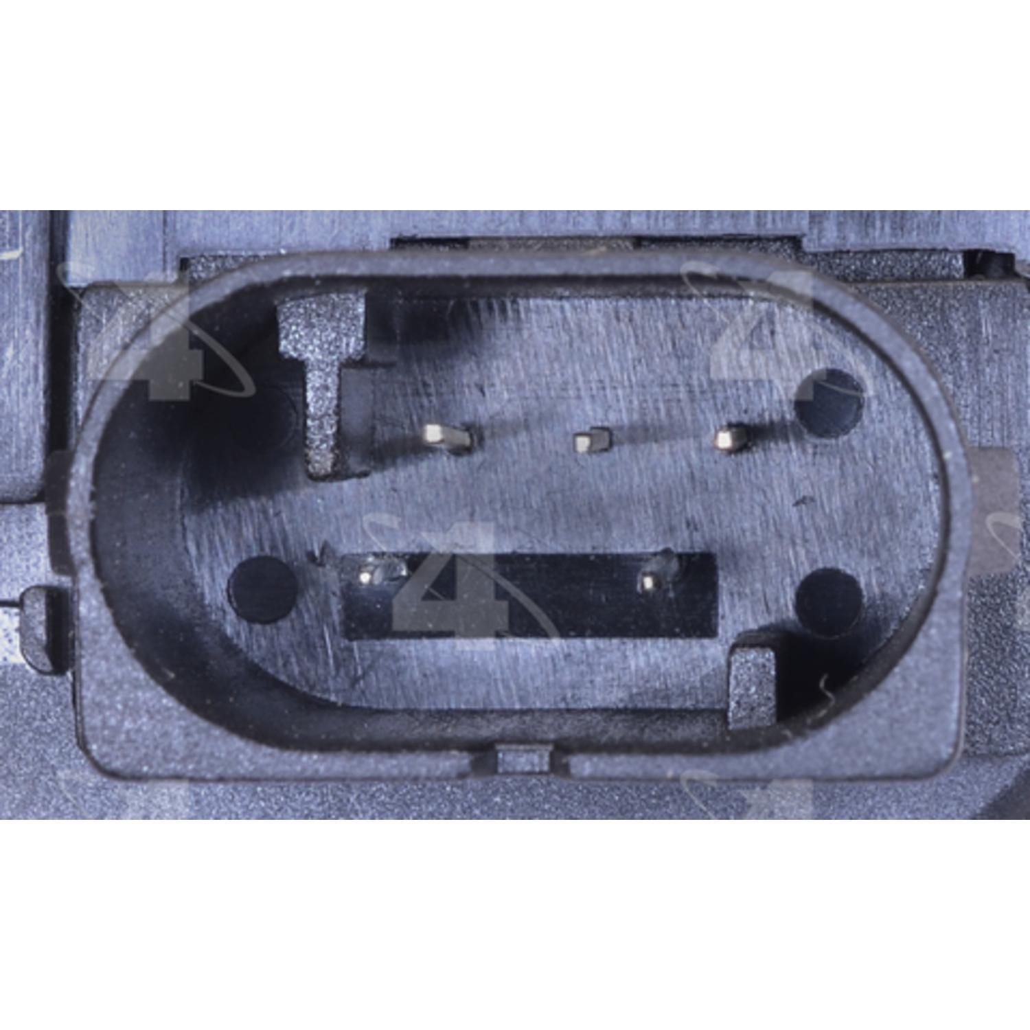 Four Seasons 73117 - HVAC Heater Blend Door Actuator Four Seasons 73117 HVAC Defrost Mode Door Actuator product image 2 of 3