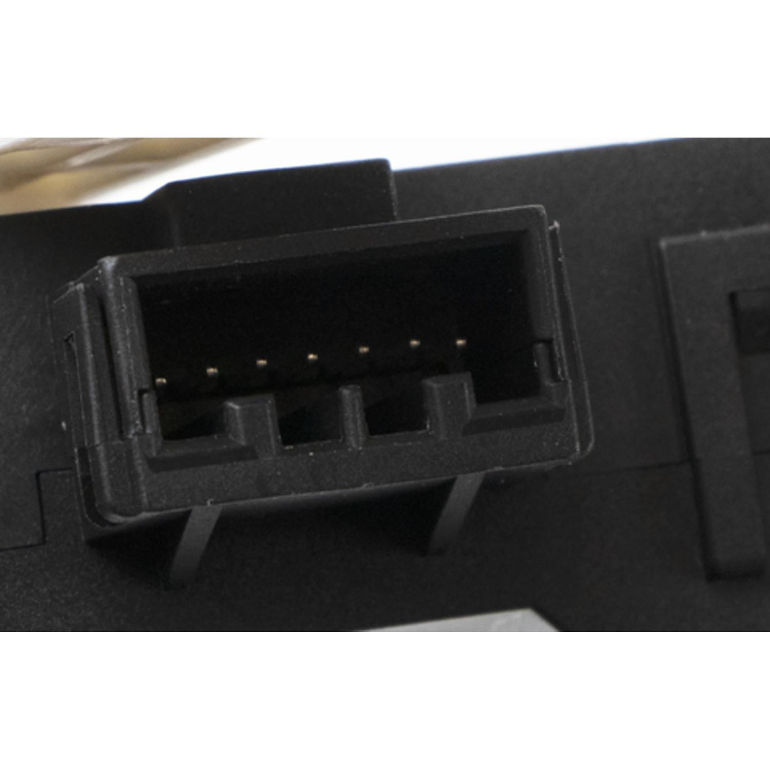 Four Seasons 73555 - HVAC Heater Blend Door Actuator Four Seasons 73555 HVAC Heater Blend Door Actuator product image 3 of 4