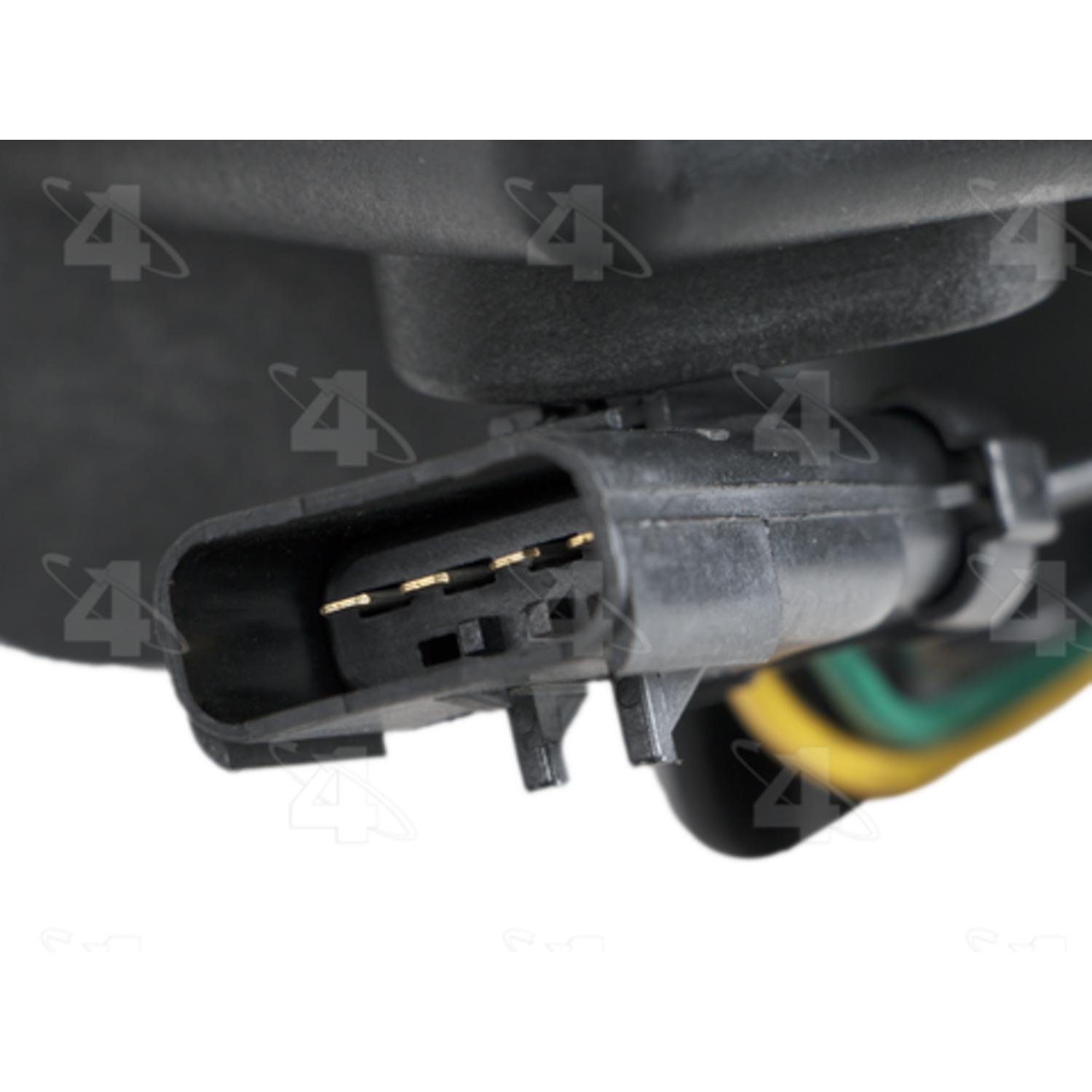 Four Seasons 75203 - Engine Cooling Fan Assembly Four Seasons 75203 Dual Radiator and Condenser Fan Assembly product image 3 of 4