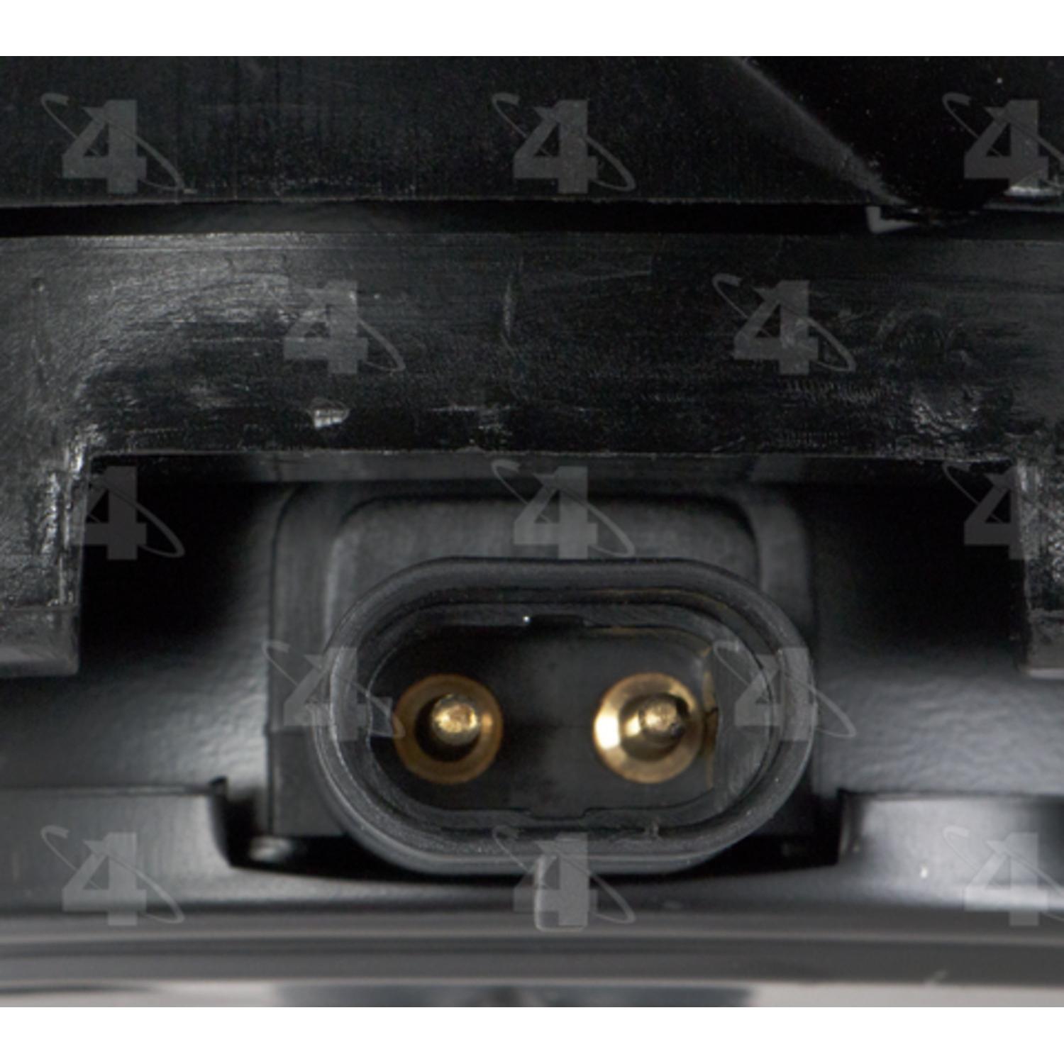 Four Seasons 75204 - Engine Cooling Fan Assembly Four Seasons 75204 Dual Radiator and Condenser Fan Assembly product image 2 of 3
