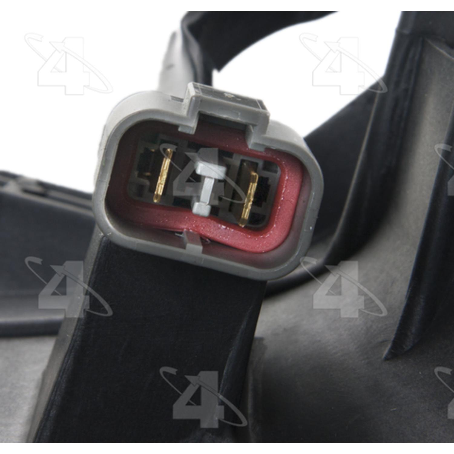 Four Seasons 75218 - Engine Cooling Fan Assembly Four Seasons 75218 Engine Cooling Fan Assembly product image 2 of 3