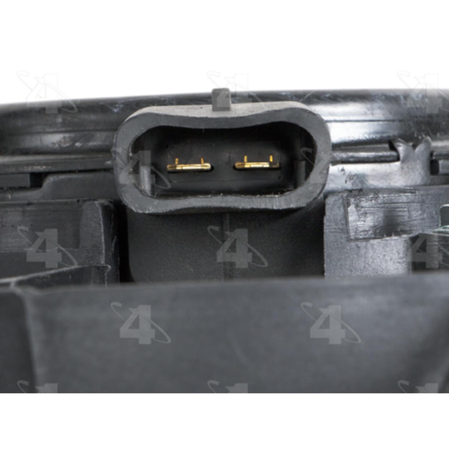 Four Seasons 75233 - Engine Cooling Fan Assembly Four Seasons 75233 Engine Cooling Fan Assembly product image 3 of 4