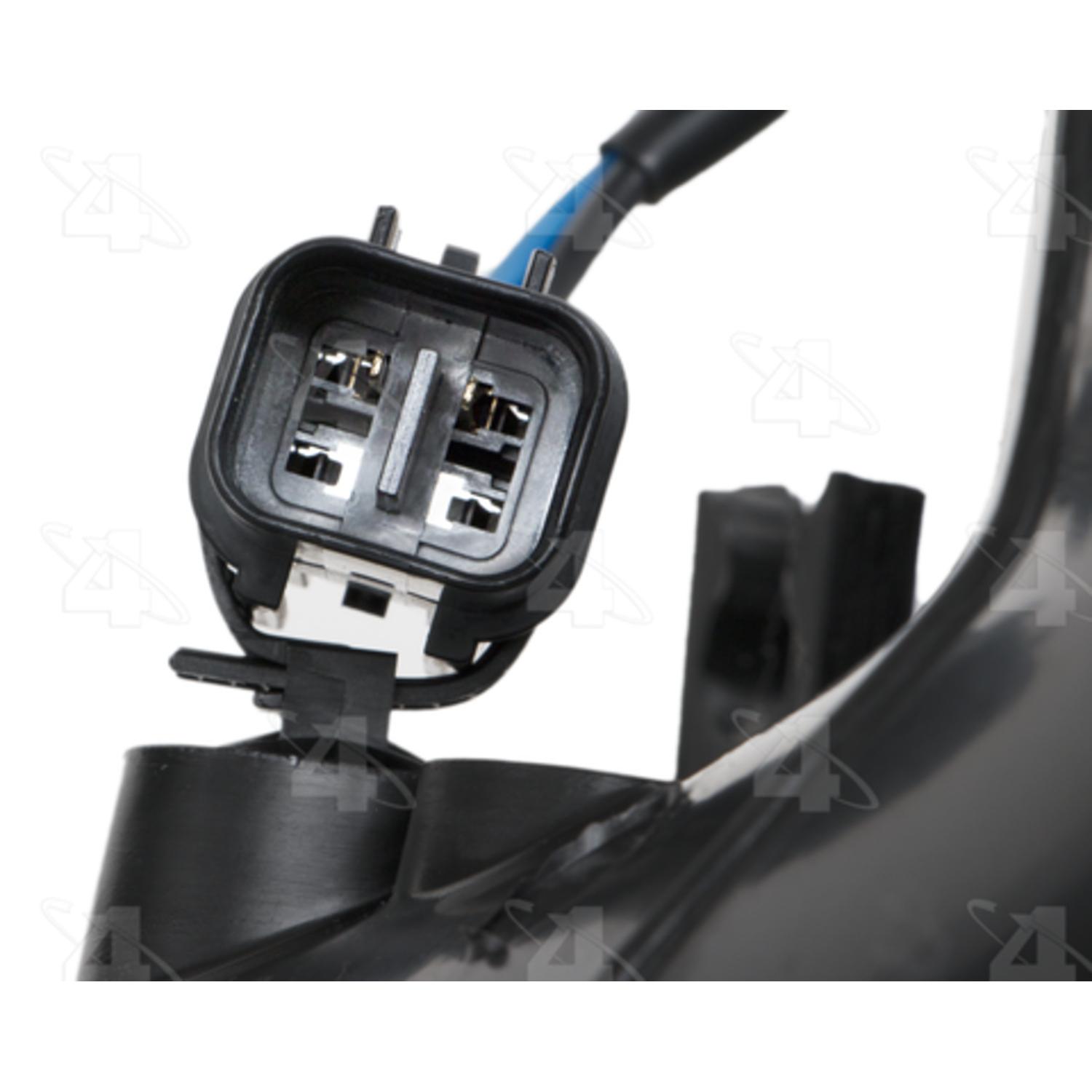 Four Seasons 75247 - Engine Cooling Fan Assembly Four Seasons 75247 Engine Cooling Fan Assembly product image 3 of 4