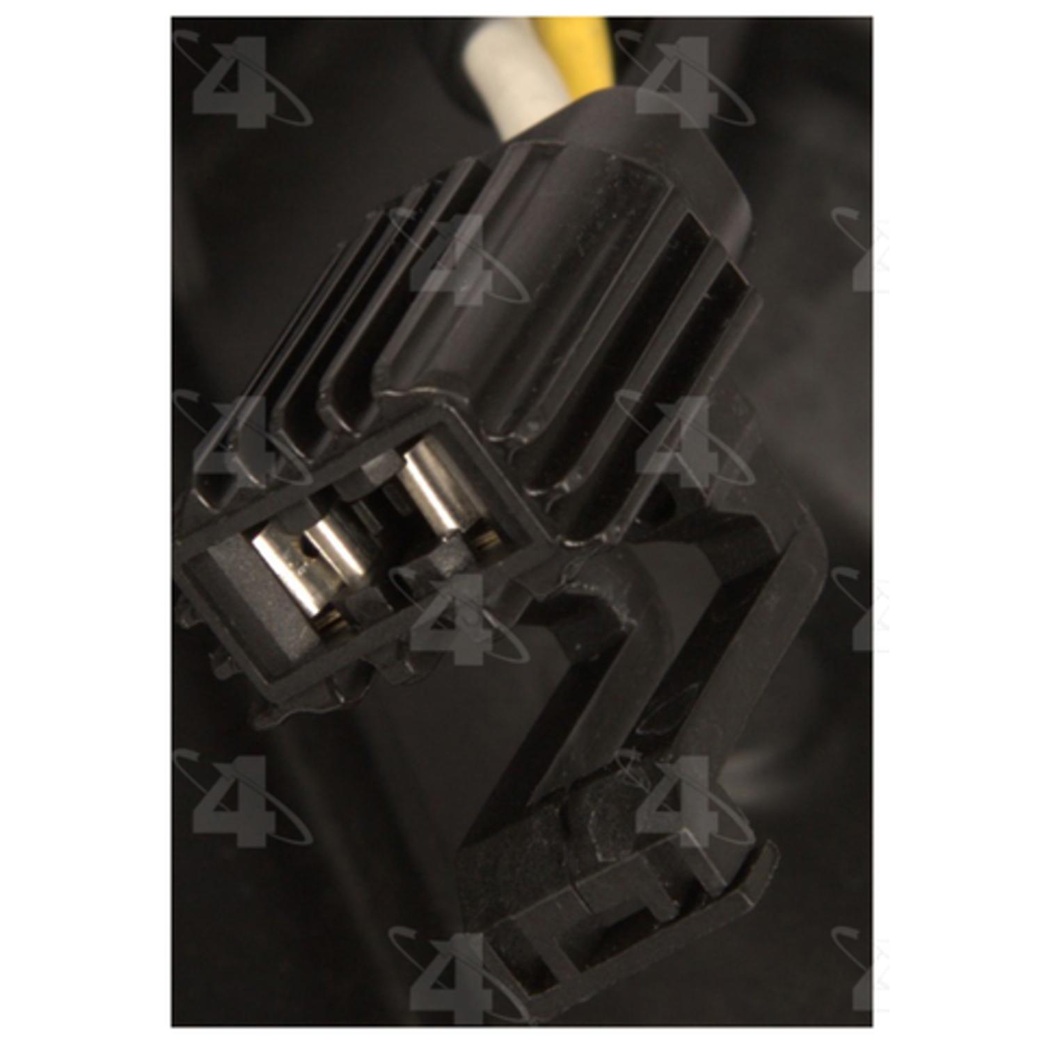 Four Seasons 75637 - Engine Cooling Fan Assembly Four Seasons 75637 Engine Cooling Fan Assembly product image 4 of 5