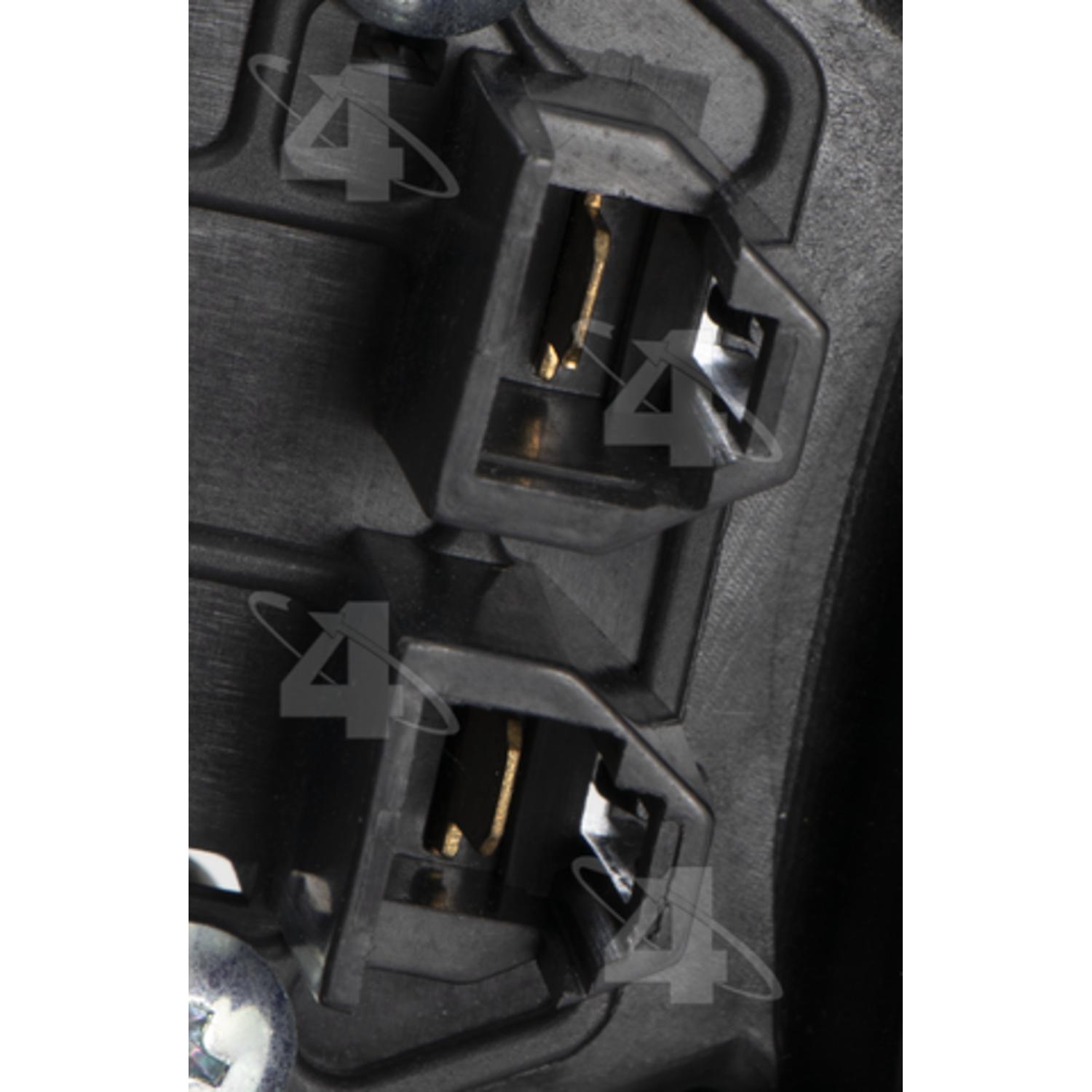 Four Seasons 75929 - Engine Cooling Fan Assembly Four Seasons 75929 Dual Radiator and Condenser Fan Assembly product image 5 of 5