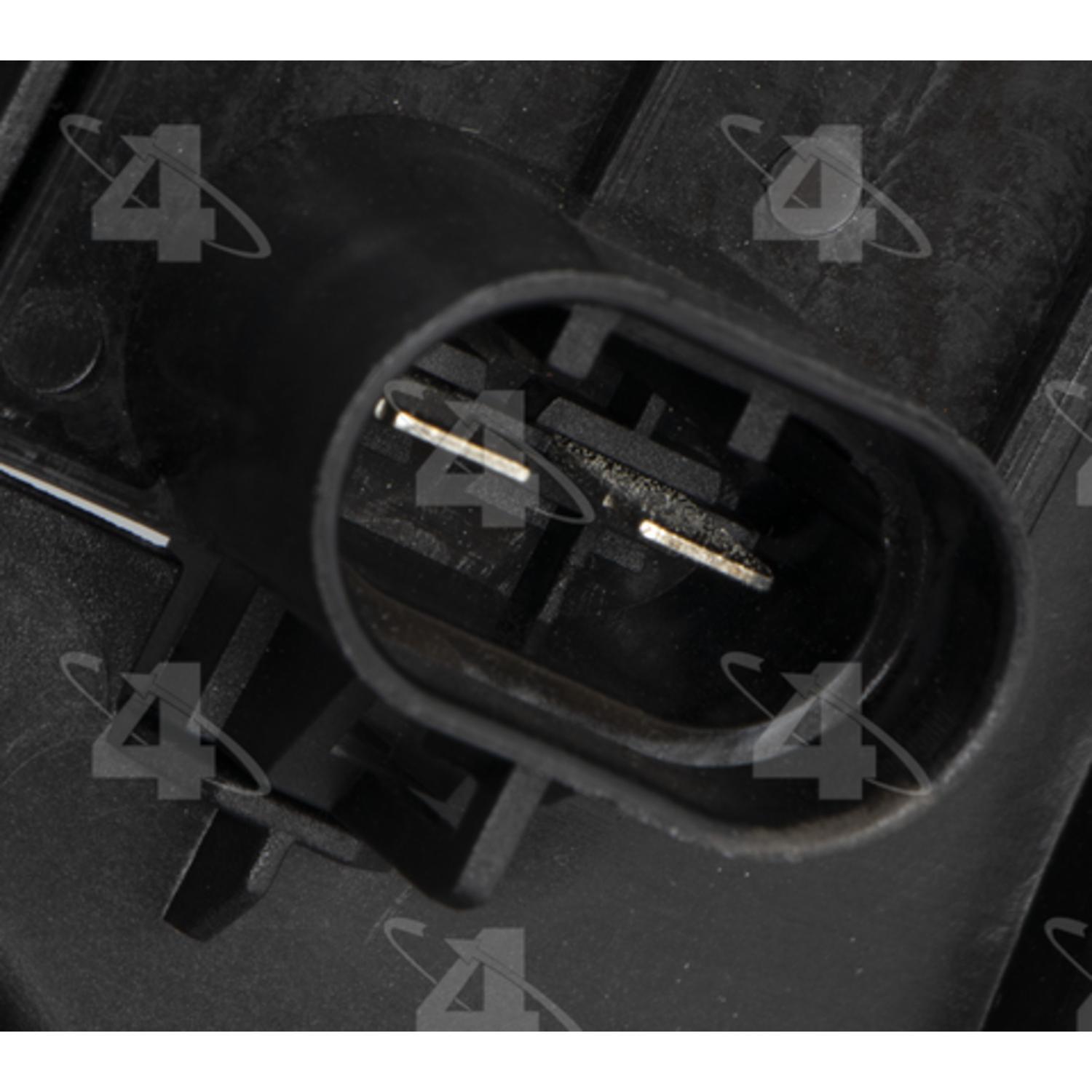 Four Seasons 75930 - Engine Cooling Fan Assembly Four Seasons 75930 Engine Cooling Fan Assembly product image 3 of 4
