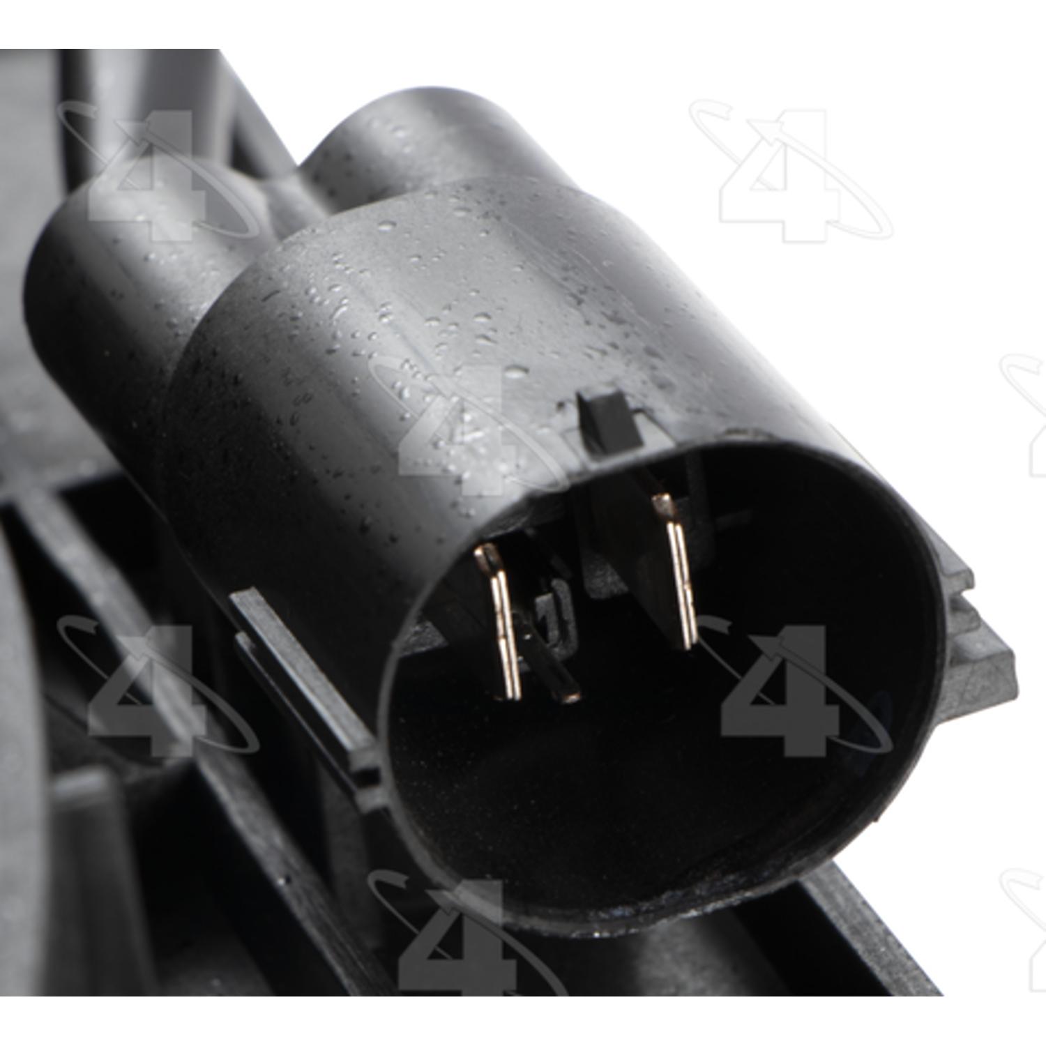 Four Seasons 75969 - Engine Cooling Fan Assembly Four Seasons 75969 Dual Radiator and Condenser Fan Assembly product image 3 of 4