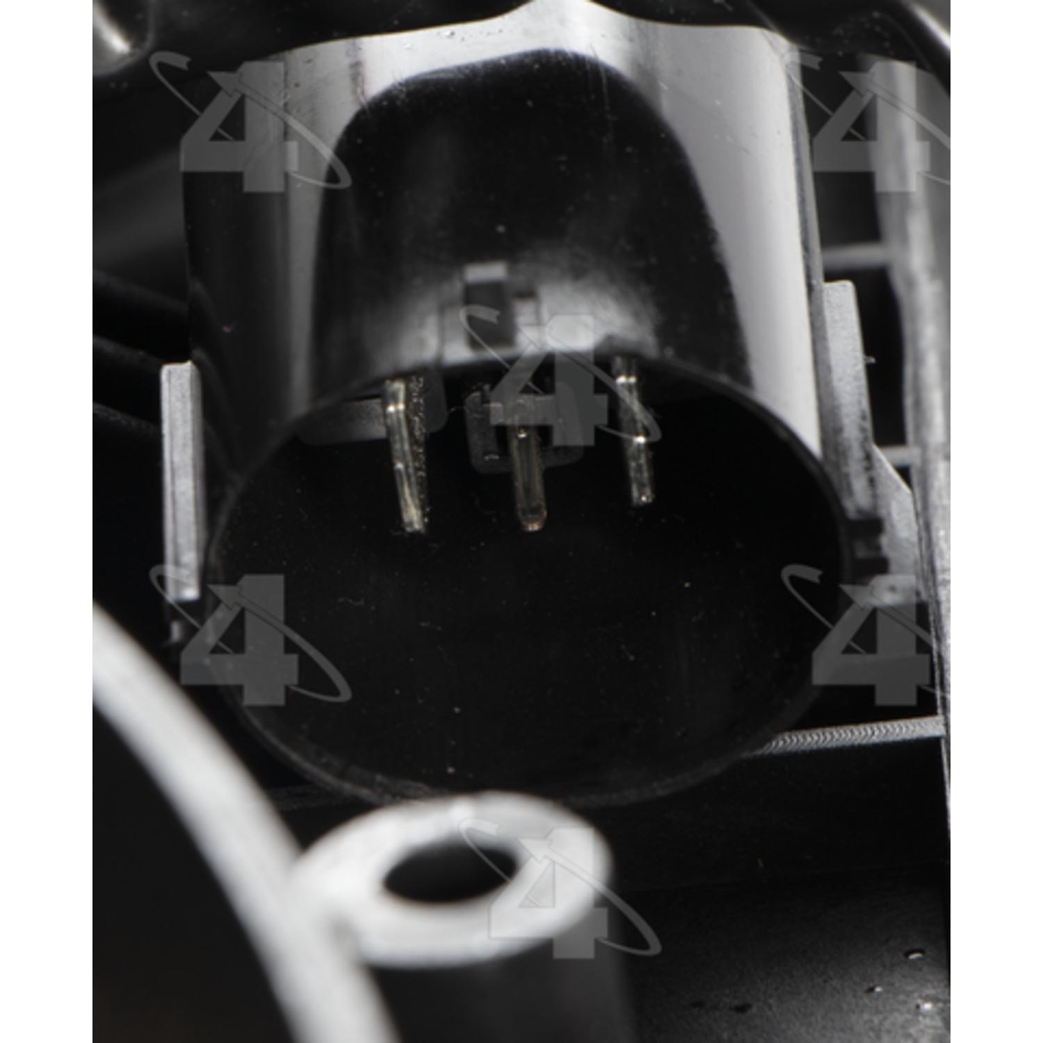 Four Seasons 75969 - Engine Cooling Fan Assembly Four Seasons 75969 Dual Radiator and Condenser Fan Assembly product image 4 of 4