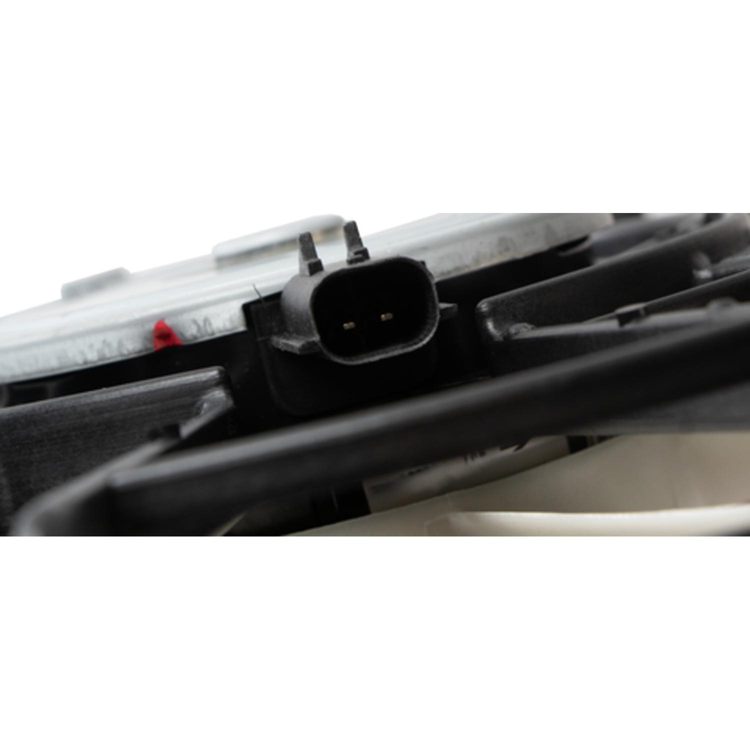 Four Seasons 76131 - Engine Cooling Fan Assembly Four Seasons 76131 Engine Cooling Fan Assembly product image 3 of 4