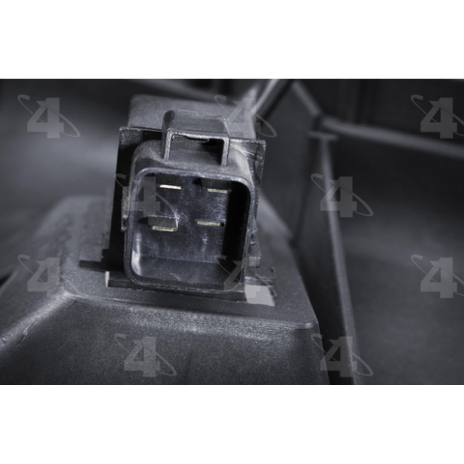 Four Seasons 76207 - Engine Cooling Fan Assembly Four Seasons 76207 Engine Cooling Fan Assembly product image 3 of 3