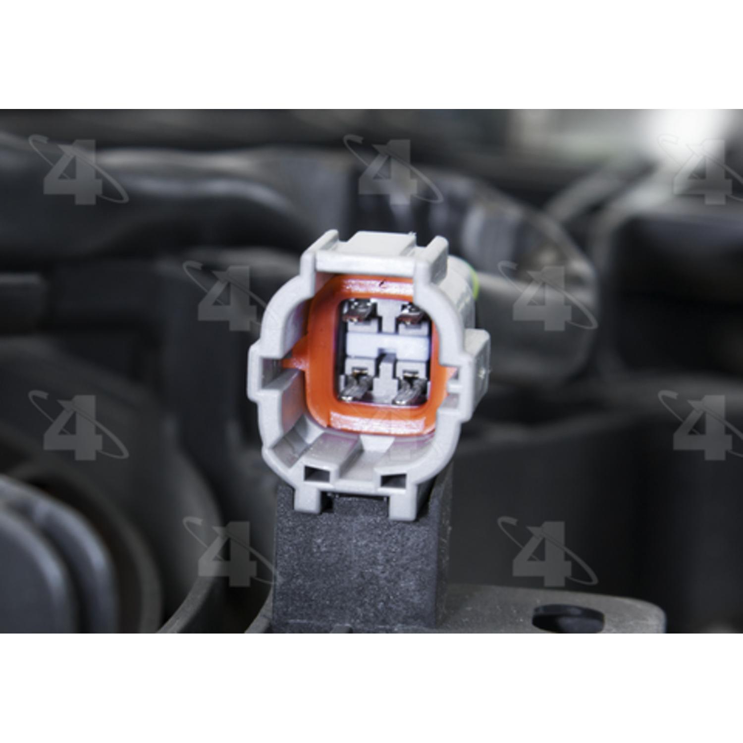Four Seasons 76210 - Engine Cooling Fan Assembly Four Seasons 76210 Dual Radiator and Condenser Fan Assembly product image 3 of 4