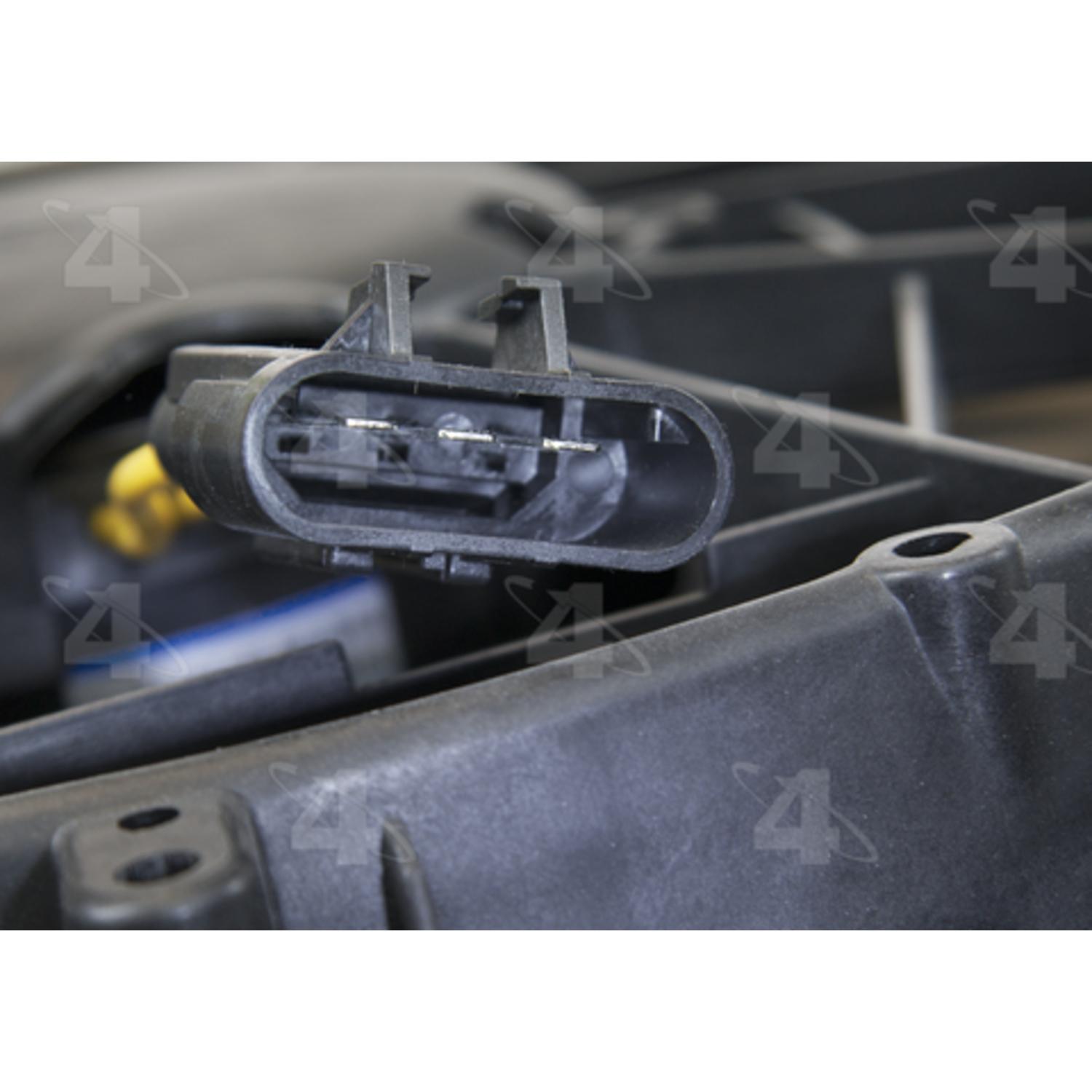 Four Seasons 76211 - Engine Cooling Fan Assembly Four Seasons 76211 Dual Radiator and Condenser Fan Assembly product image 4 of 4