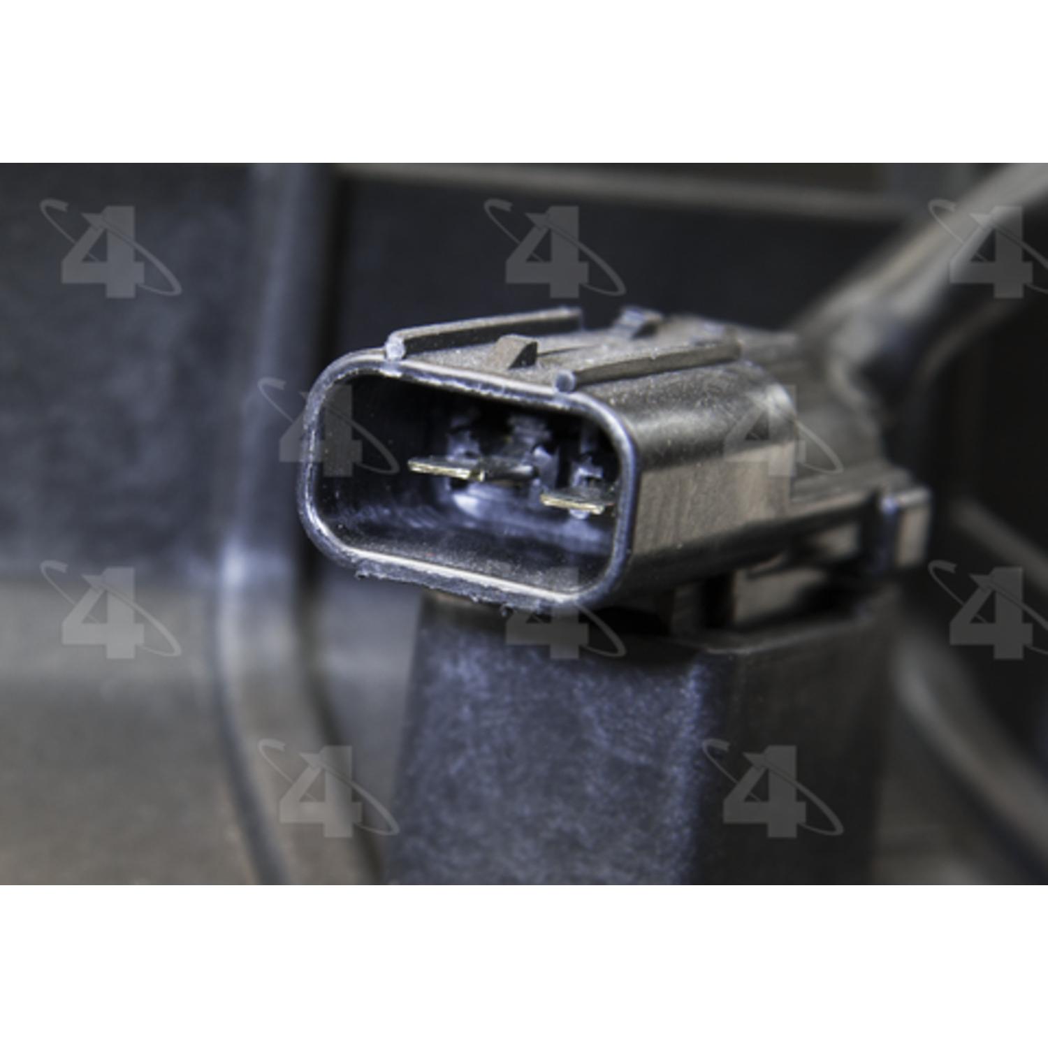 Four Seasons 76217 - Engine Cooling Fan Assembly Four Seasons 76217 Engine Cooling Fan Assembly product image 3 of 3