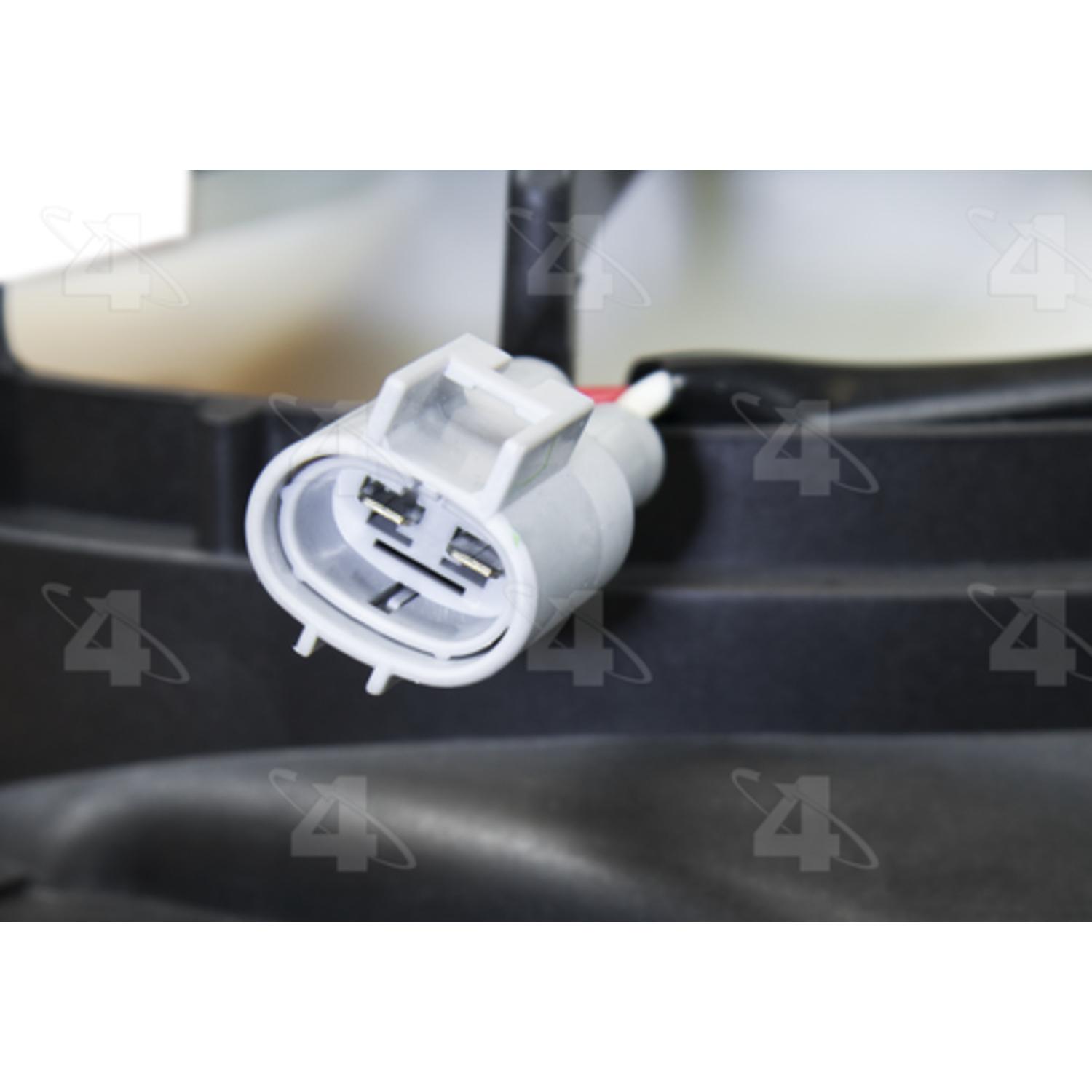Four Seasons 76224 - Engine Cooling Fan Assembly Four Seasons 76224 Dual Radiator and Condenser Fan Assembly product image 4 of 4