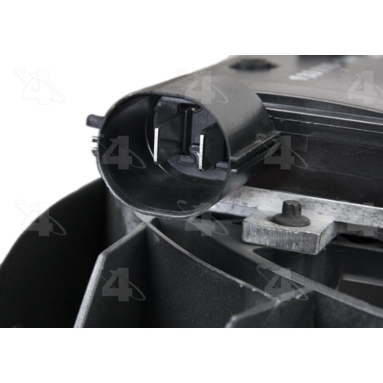 Four Seasons 76228 - Engine Cooling Fan Assembly Four Seasons 76228 Dual Radiator and Condenser Fan Assembly product image 3 of 3