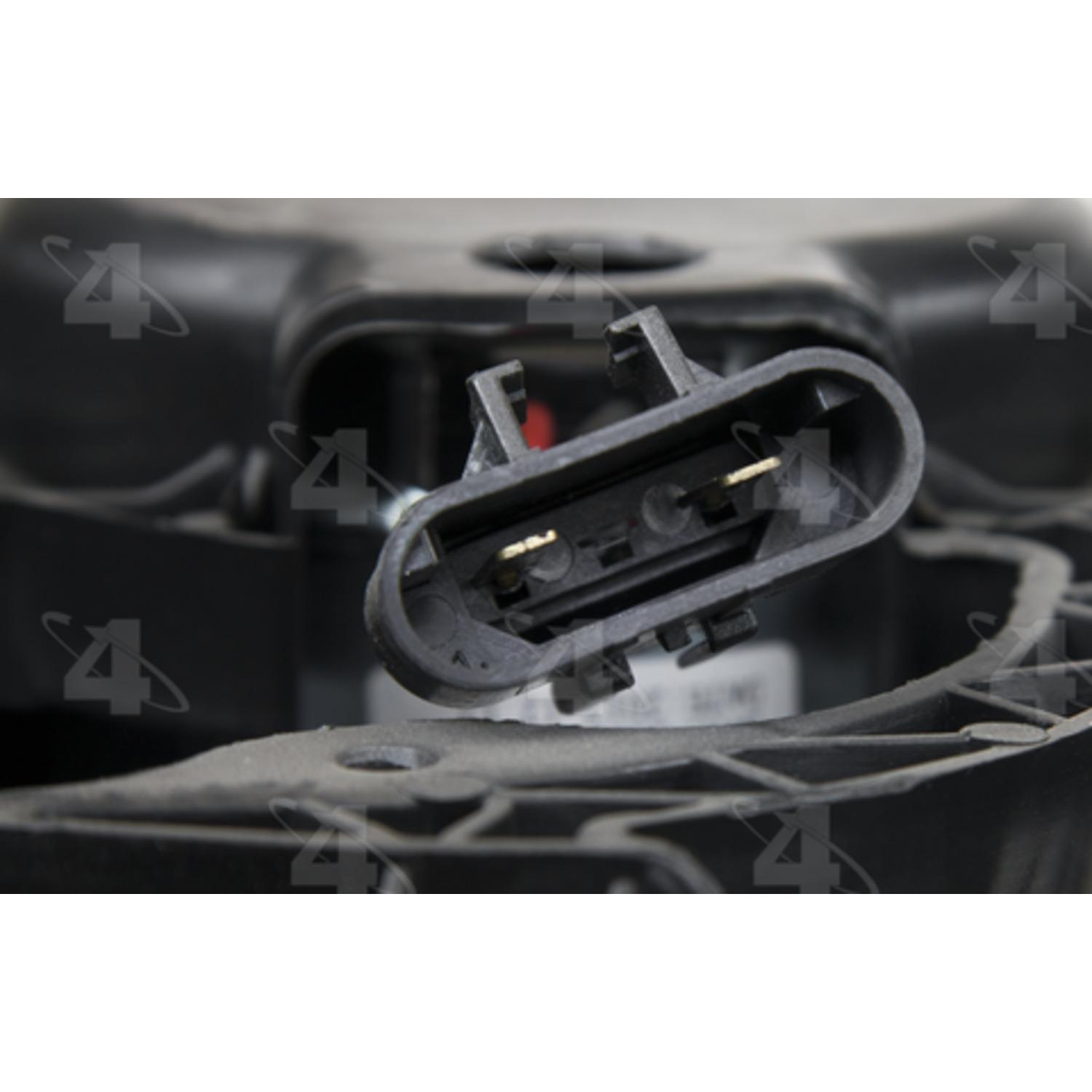 Four Seasons 76229 - Engine Cooling Fan Assembly Four Seasons 76229 Dual Radiator and Condenser Fan Assembly product image 3 of 5