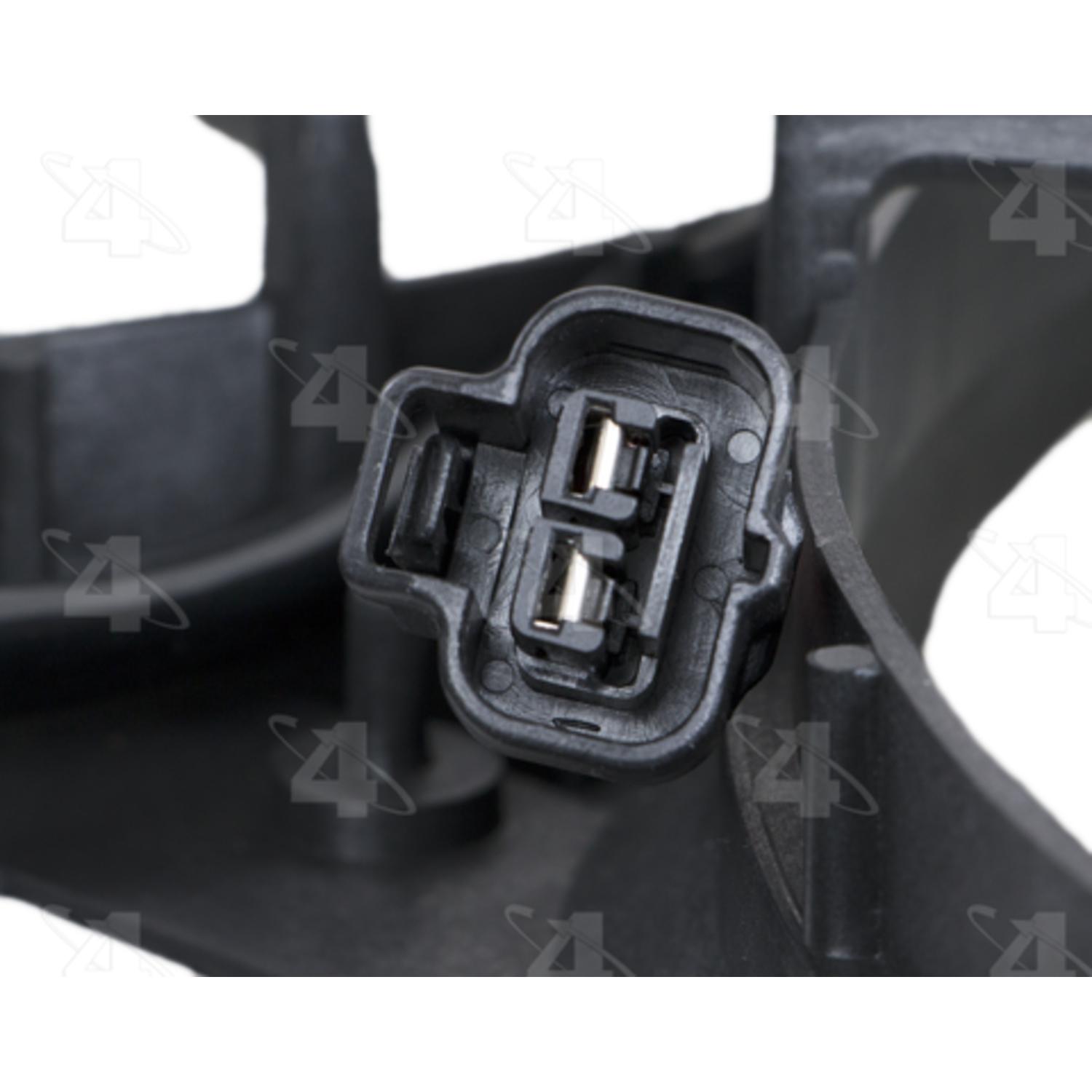 Four Seasons 76242 - Engine Cooling Fan Assembly Four Seasons 76242 Dual Radiator and Condenser Fan Assembly product image 3 of 5