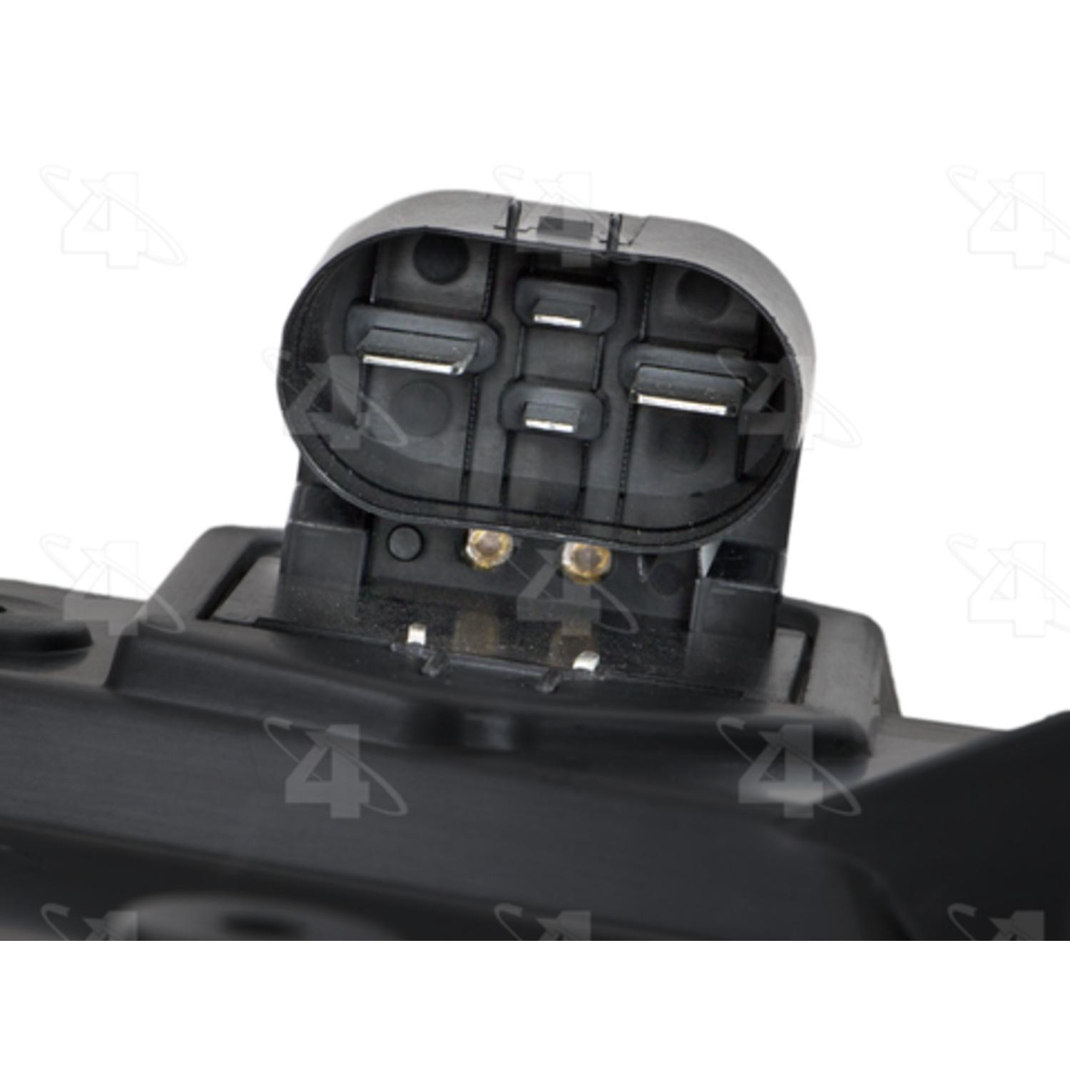 Four Seasons 76243 - Engine Cooling Fan Assembly Four Seasons 76243 Engine Cooling Fan Assembly product image 3 of 4