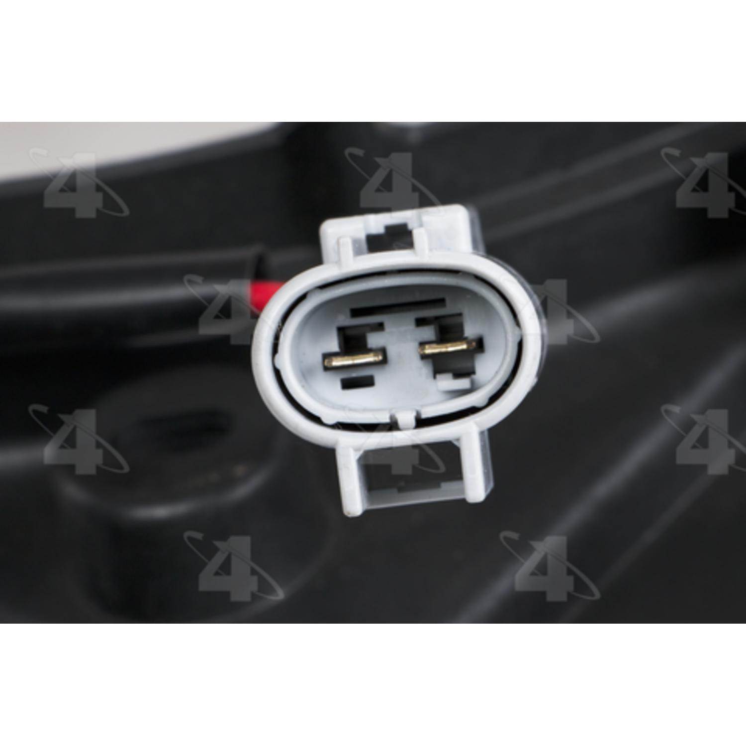 Four Seasons 76270 - Engine Cooling Fan Assembly Four Seasons 76270 Dual Radiator and Condenser Fan Assembly product image 5 of 7
