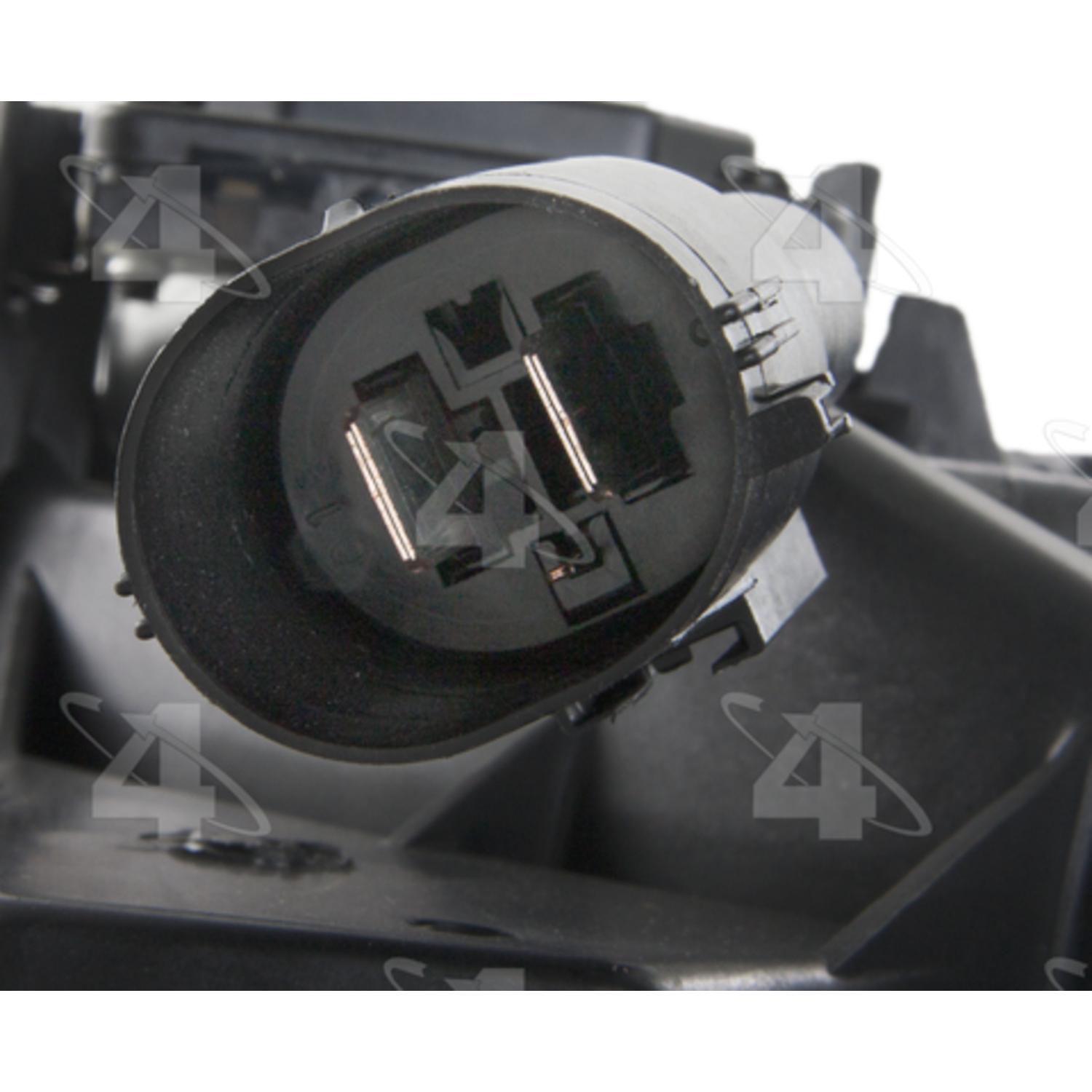 Four Seasons 76303 - Engine Cooling Fan Assembly Four Seasons 76303 Engine Cooling Fan Assembly product image 3 of 4