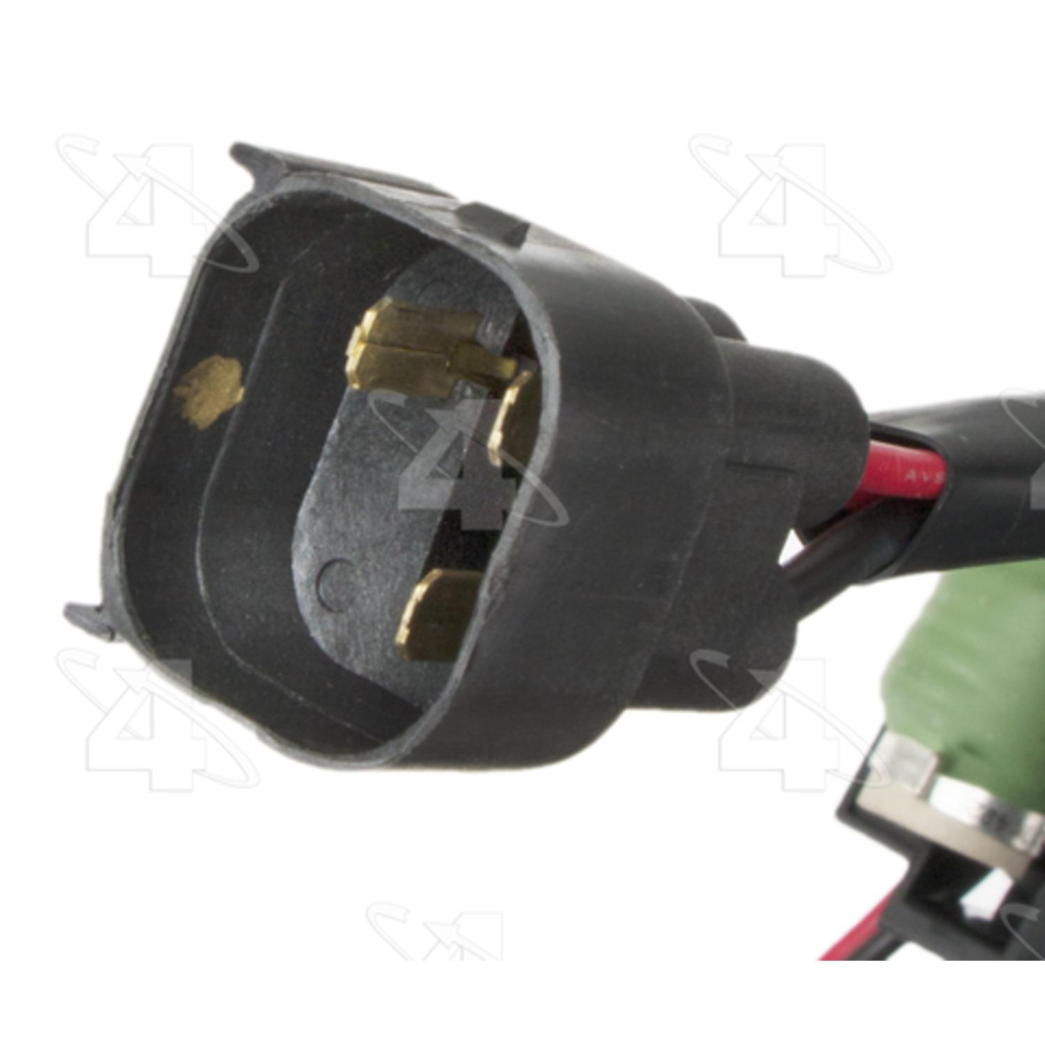Four Seasons 76308 - Engine Cooling Fan Assembly Four Seasons 76308 Engine Cooling Fan Assembly product image 2 of 3