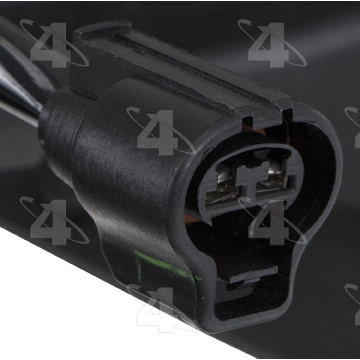 Four Seasons 76338 - Engine Cooling Fan Assembly Four Seasons 76338 Dual Radiator and Condenser Fan Assembly product image 3 of 4