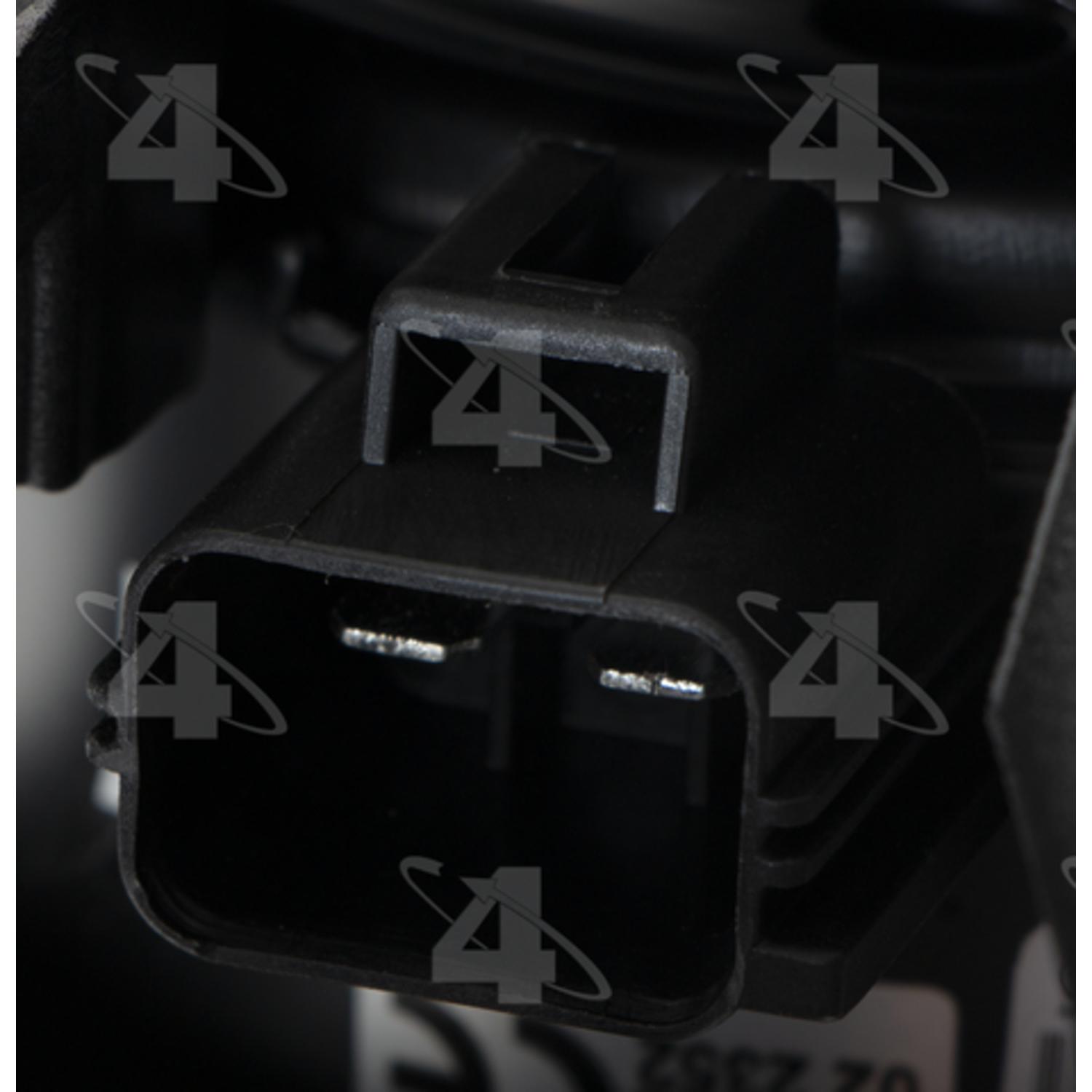 Four Seasons 76372 - Engine Cooling Fan Assembly Four Seasons 76372 Dual Radiator and Condenser Fan Assembly product image 4 of 4