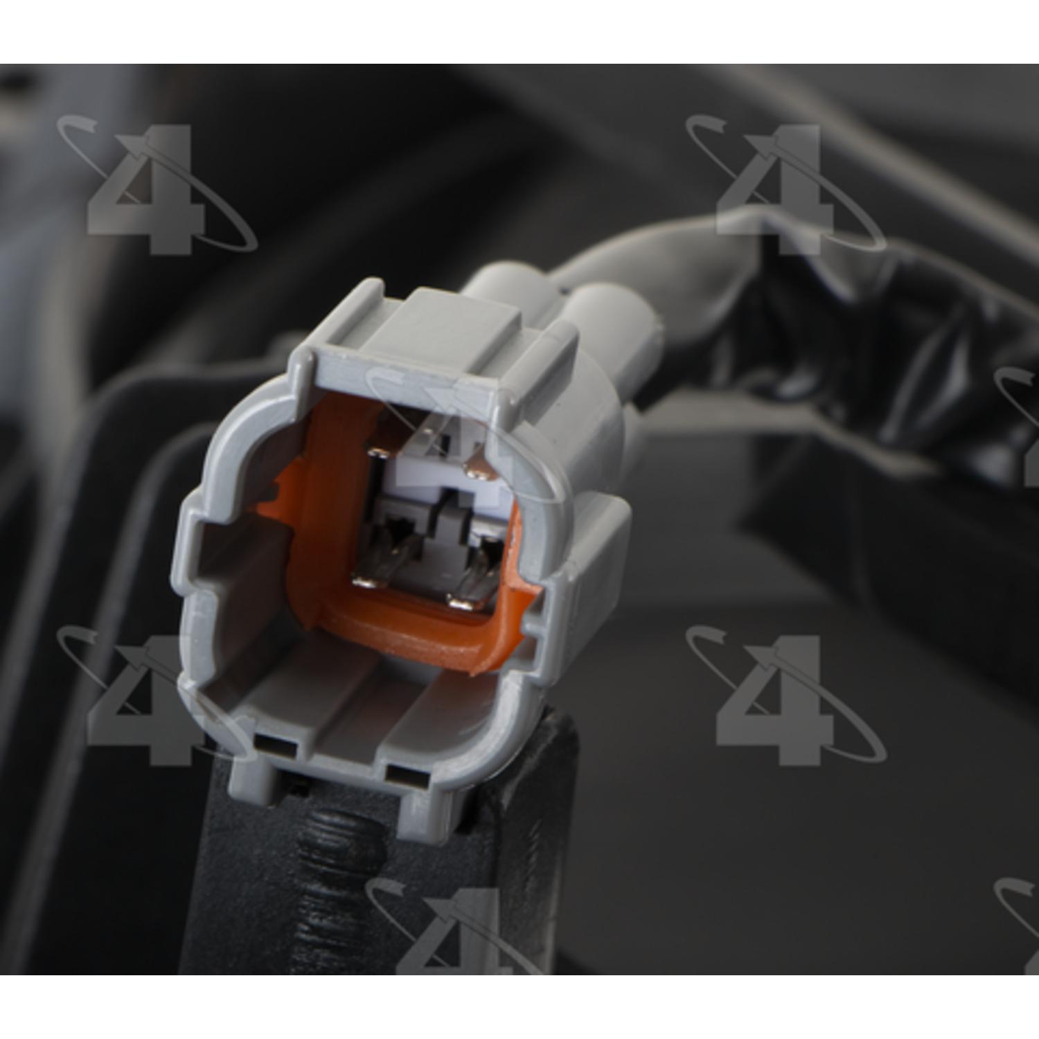 Four Seasons 76386 - Engine Cooling Fan Assembly Four Seasons 76386 Dual Radiator and Condenser Fan Assembly product image 3 of 4