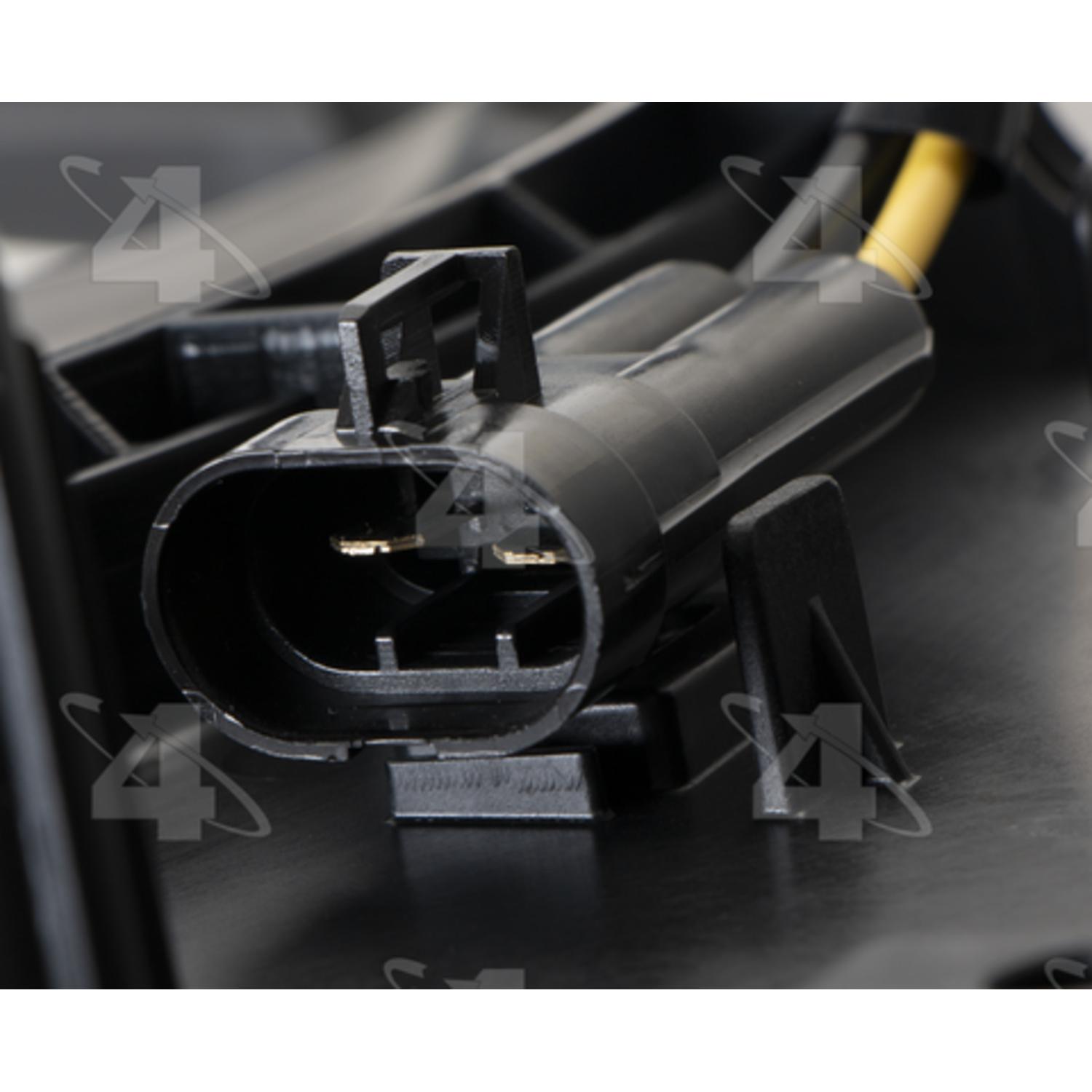 Four Seasons 76392 - Engine Cooling Fan Assembly Four Seasons 76392 Engine Cooling Fan Assembly product image 4 of 4