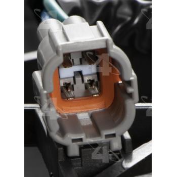 Four Seasons 76404 - Engine Cooling Fan Assembly Four Seasons 76404 Dual Radiator and Condenser Fan Assembly product image 3 of 4